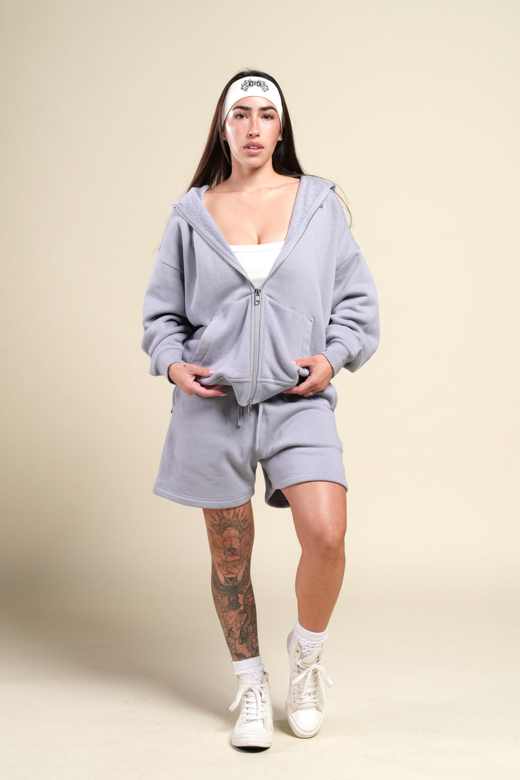 Cursive Wolves "Anya" Premium Double Zip Hoodie in Sport Gray — imagem 3