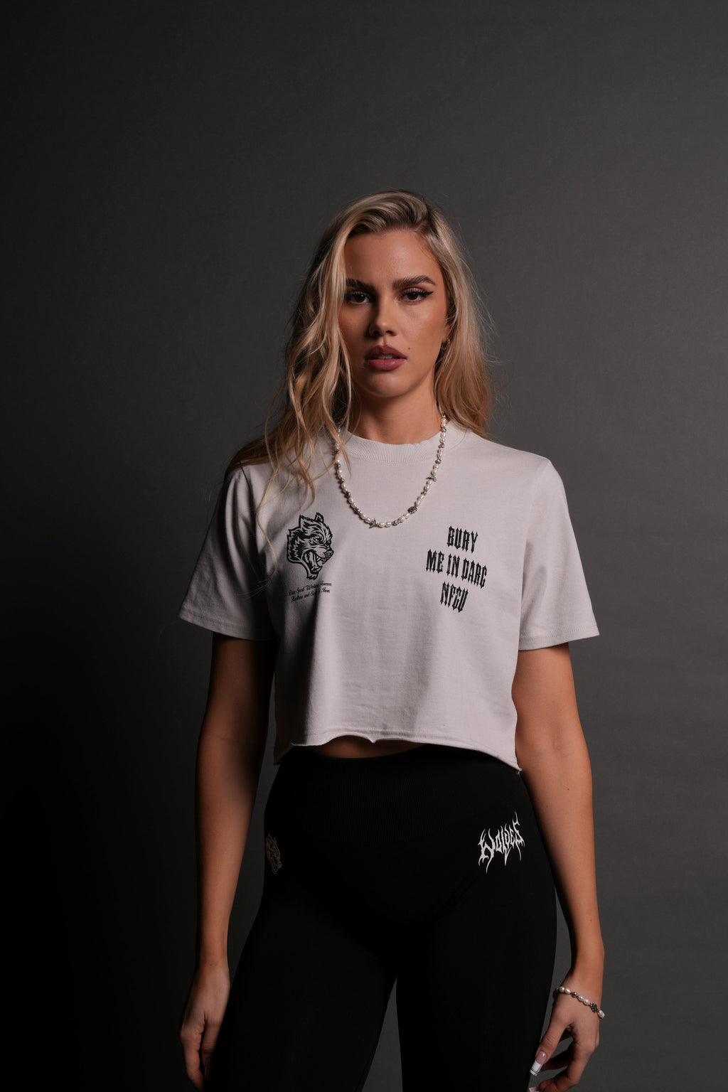 Bury Me In Darc NFGU "Premium" (Cropped) Tee in Stone — imagem 5