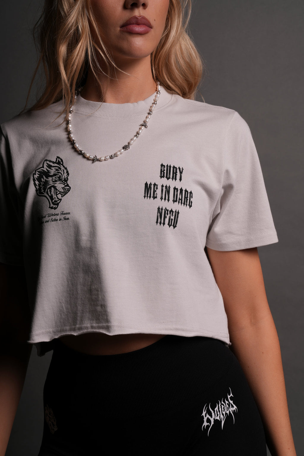 Bury Me In Darc NFGU "Premium" (Cropped) Tee in Stone — imagem 7