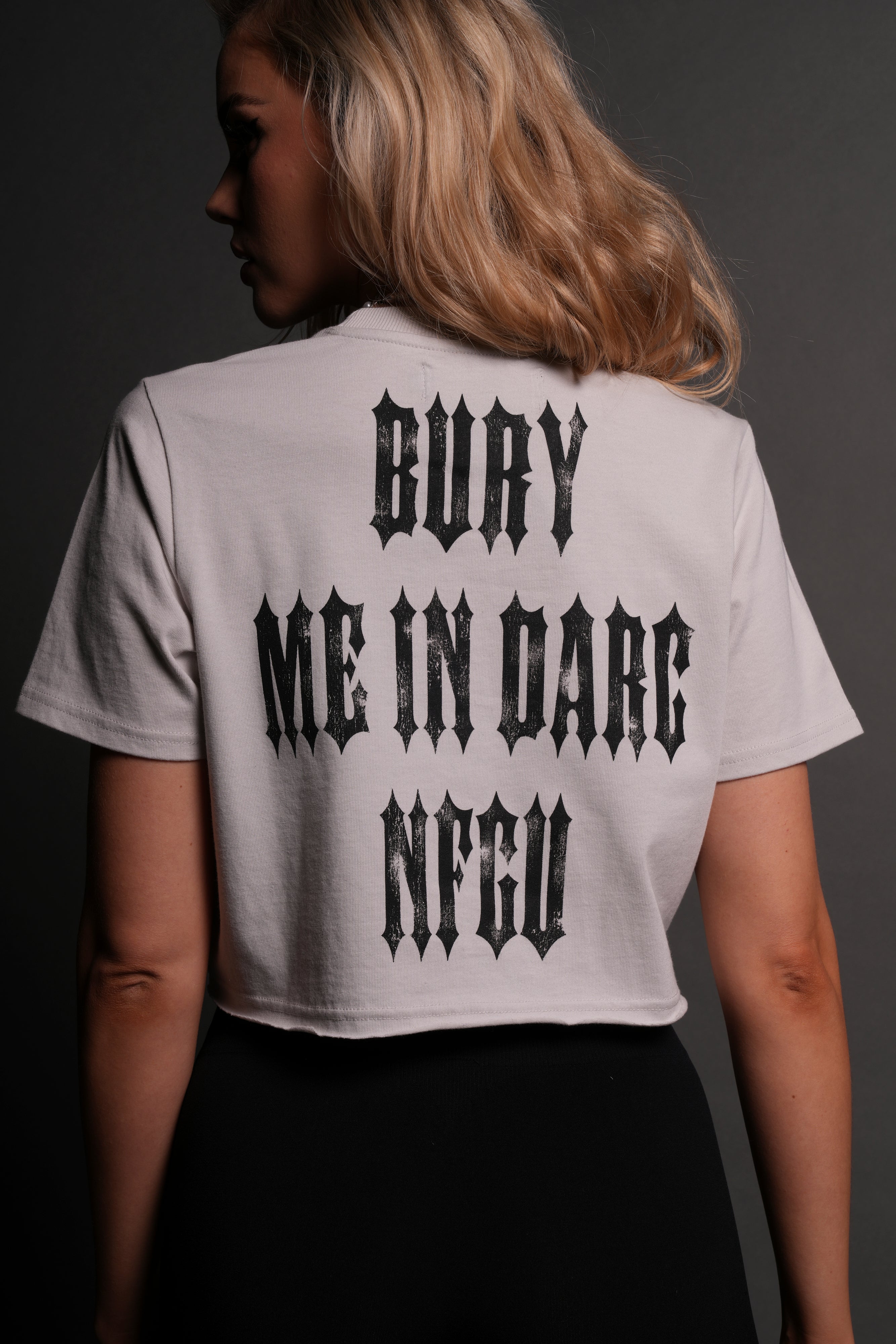 Bury Me In Darc NFGU "Premium" (Cropped) Tee in Stone — imagem 9