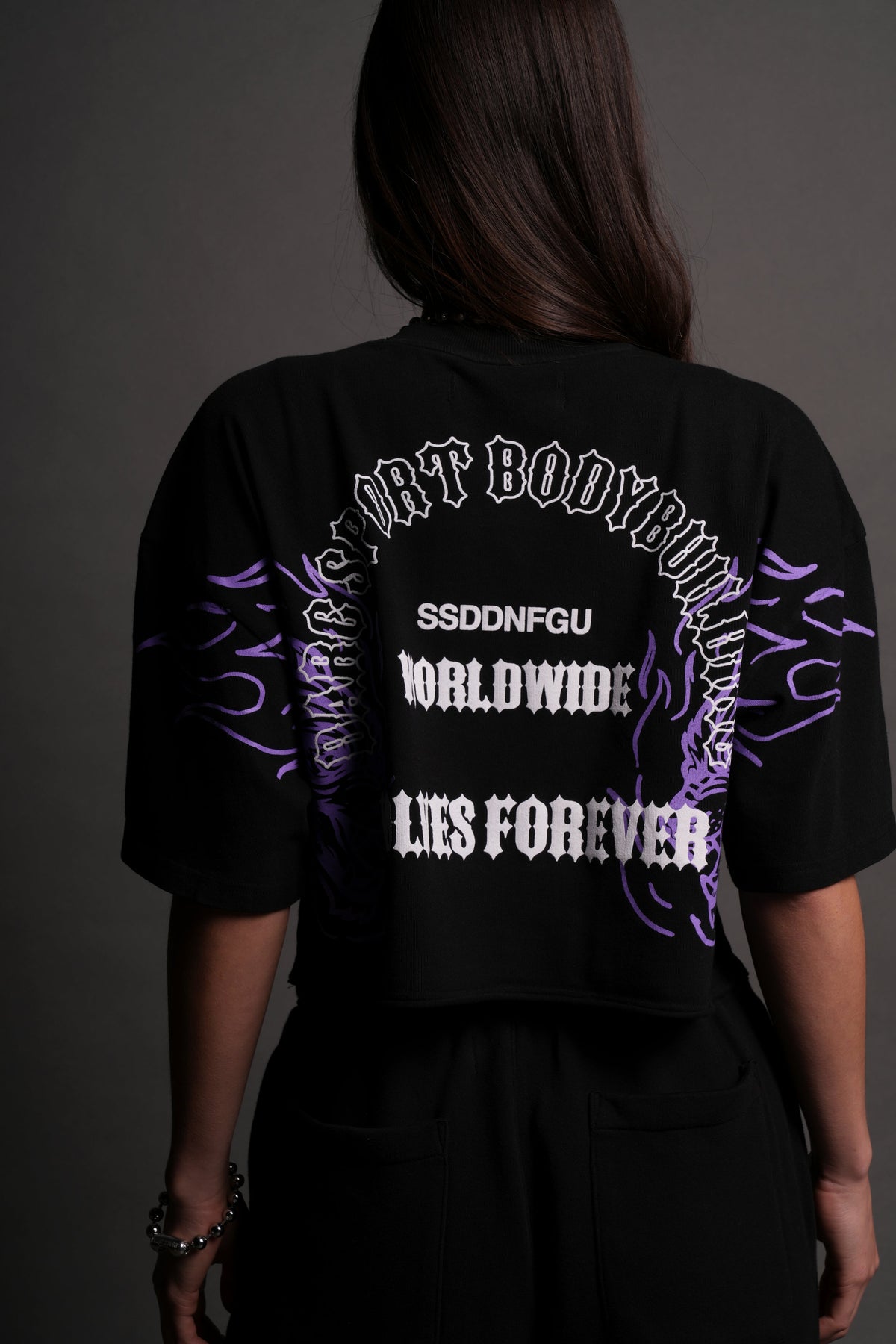 The One You Feed V2 "Premium" Oversized (Cropped) Tee in Black - imagem 9