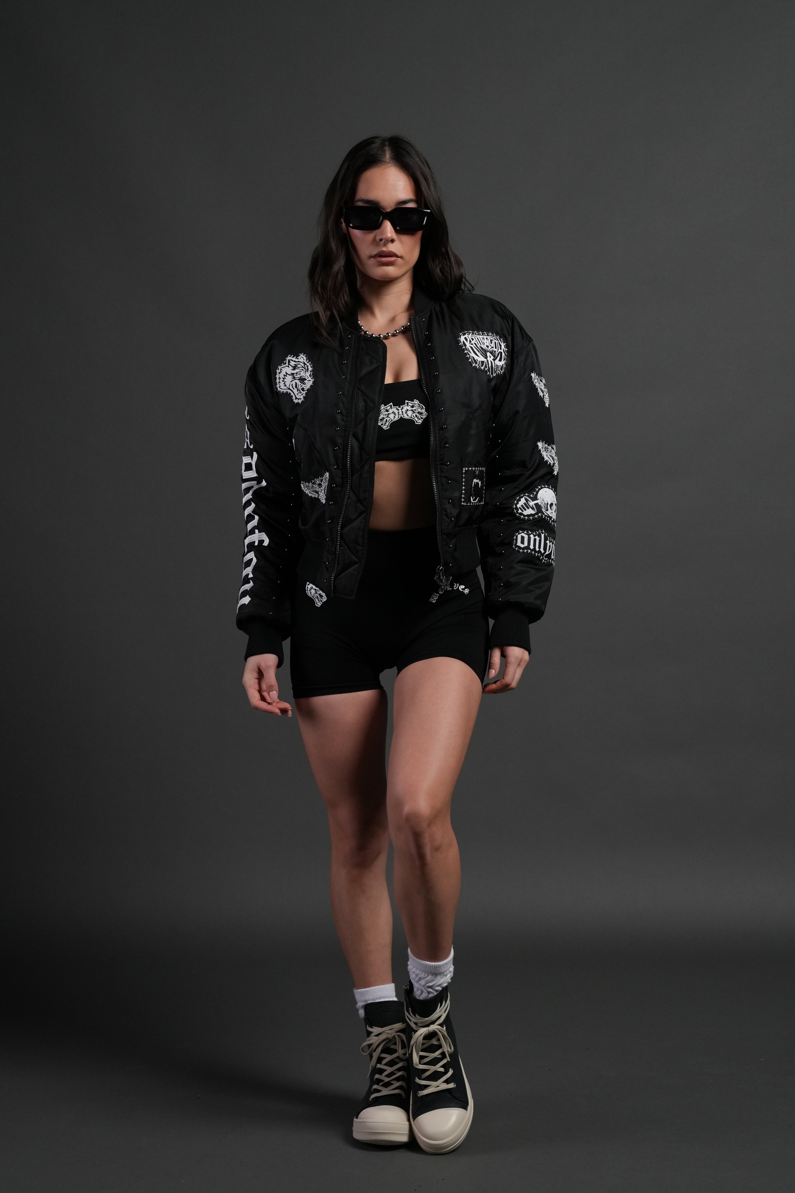 Give it Your All Trin Bomber in Black — imagem 3