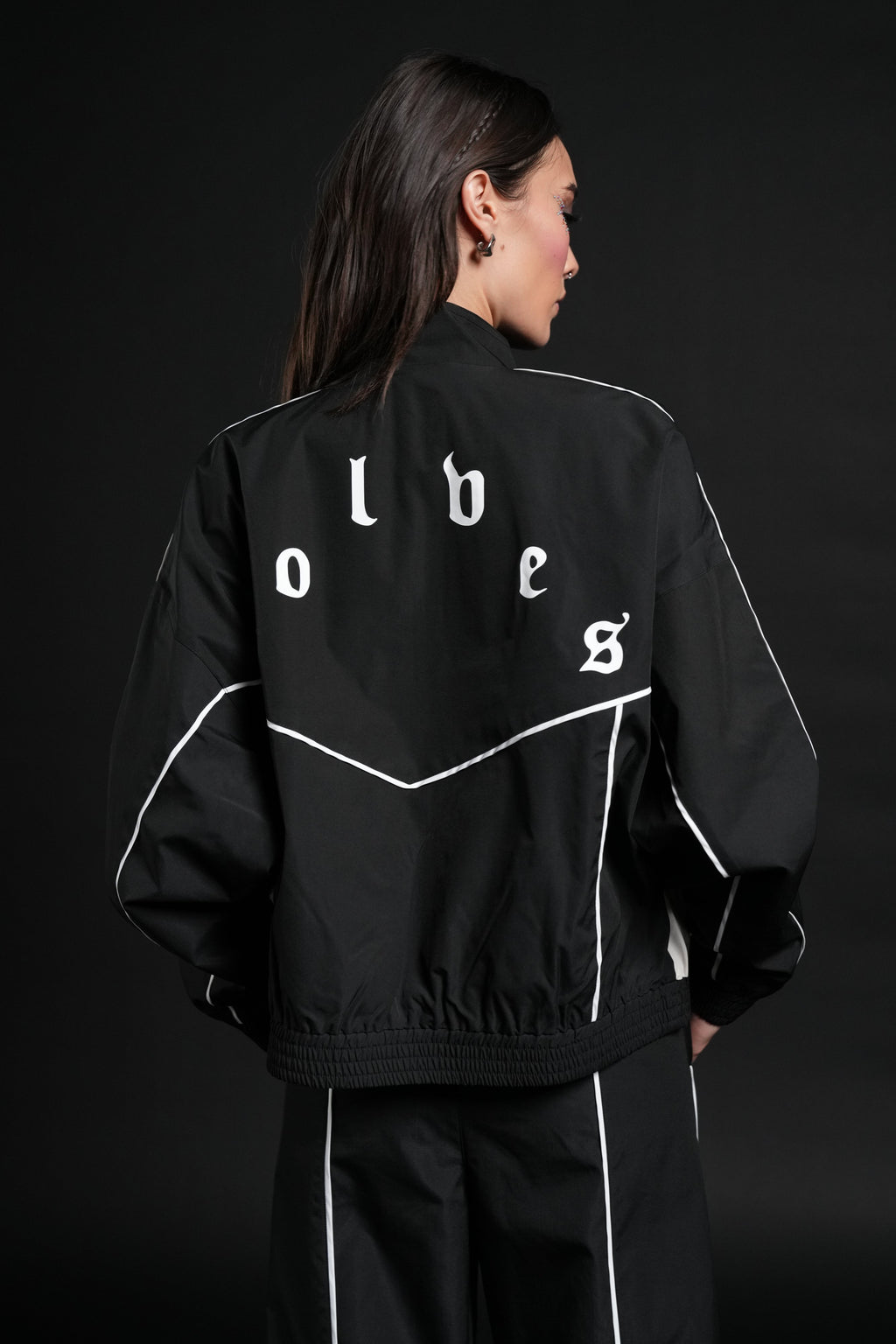 Darc Sport Wolves Unisex Pyramid Quinn Track Jacket in Black/Sand — imagem 11