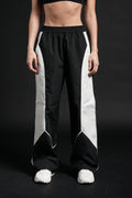 Dual Wolf She Quinn Track Pant in Black/Sand — imagem 1