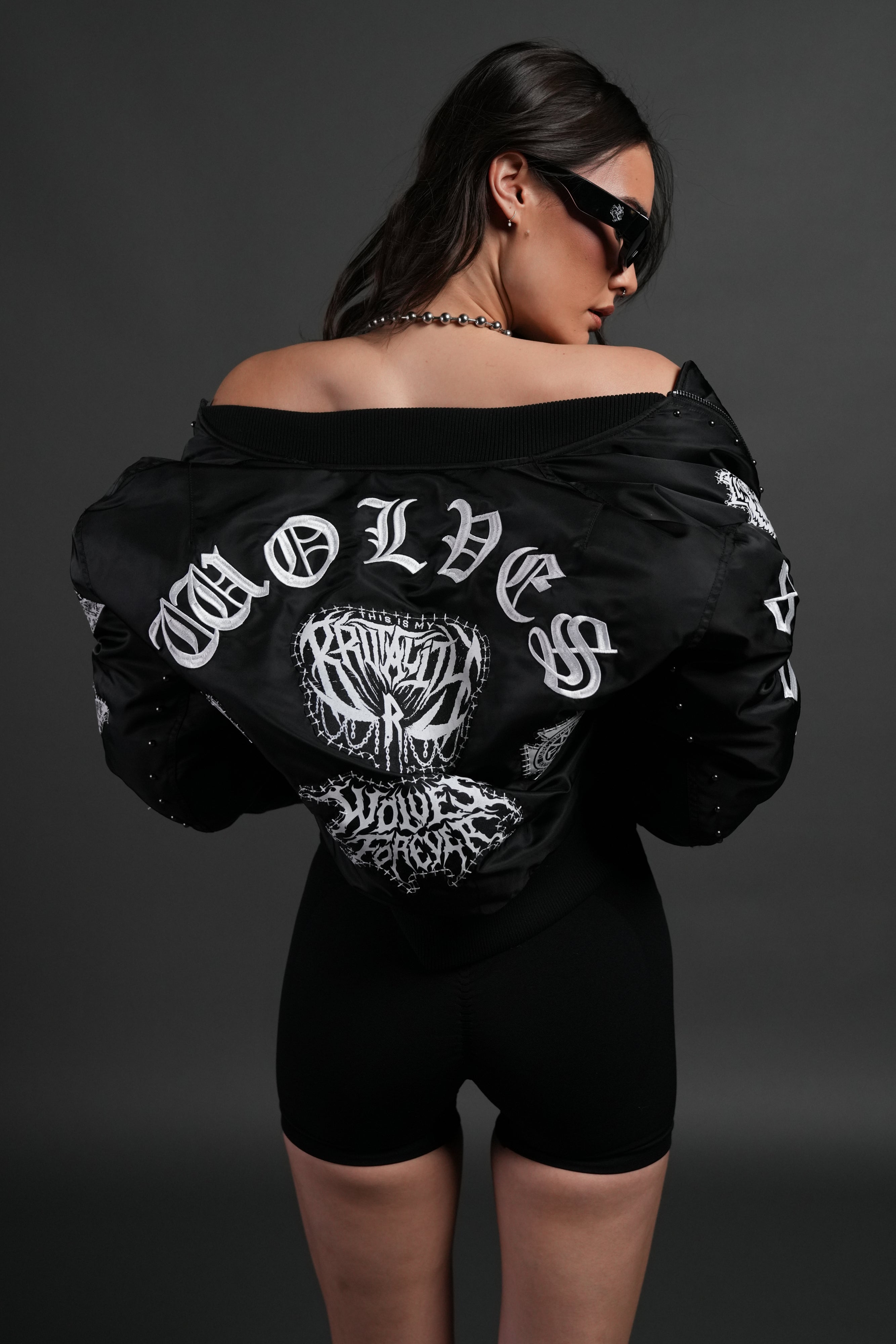 Give it Your All Trin Bomber in Black — imagem 2