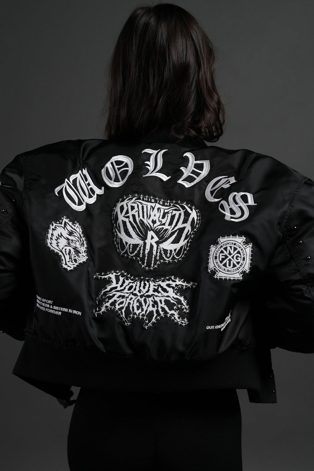 Give it Your All Trin Bomber in Black — imagem 8