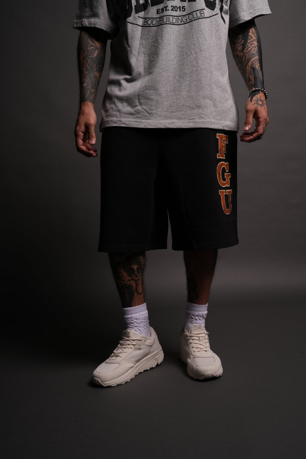 SSDD NFGU Gym Oversized Osiris Sweat Shorts in Black — imagem 3