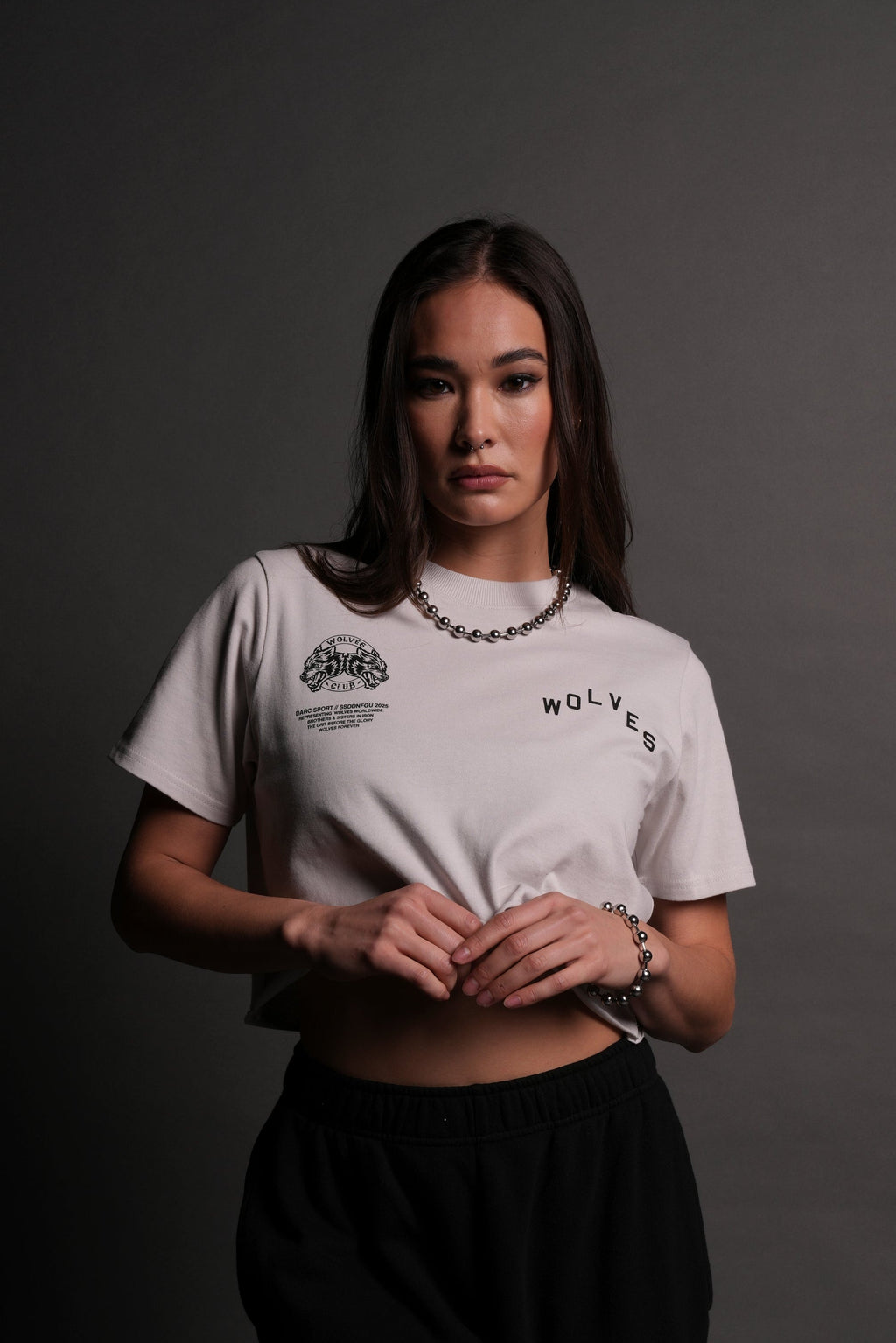 Pyramid V2 "Premium" (Cropped) Tee in Stone — imagem 1