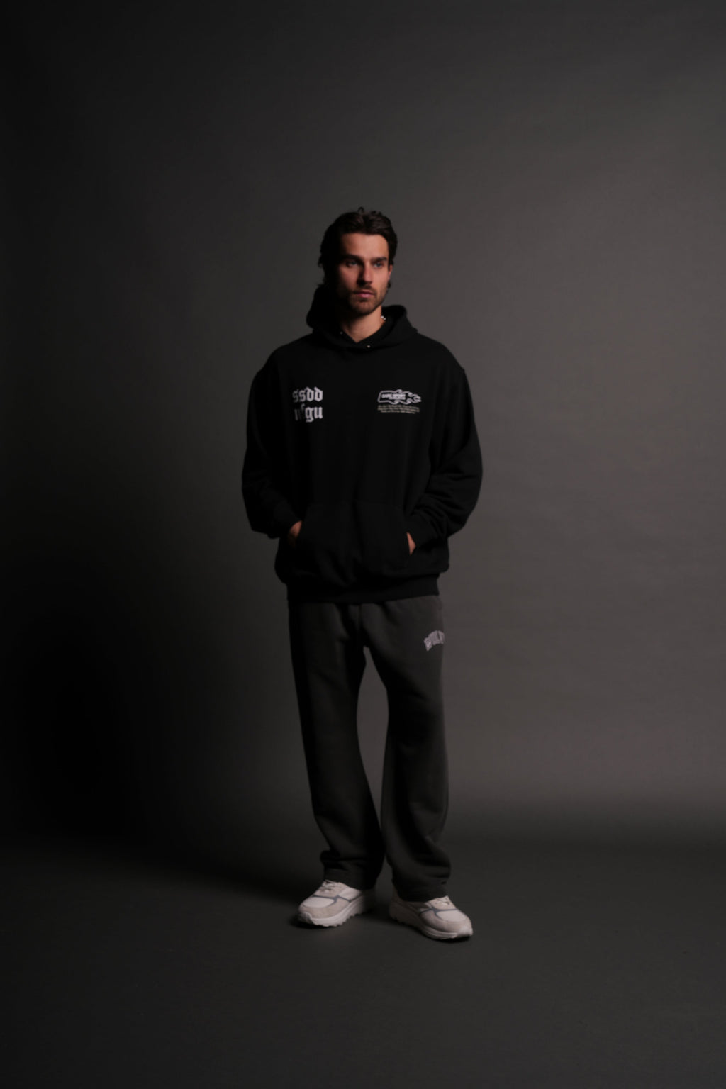 Three Wolves "Pierce" Hoodie in Black — imagem 4