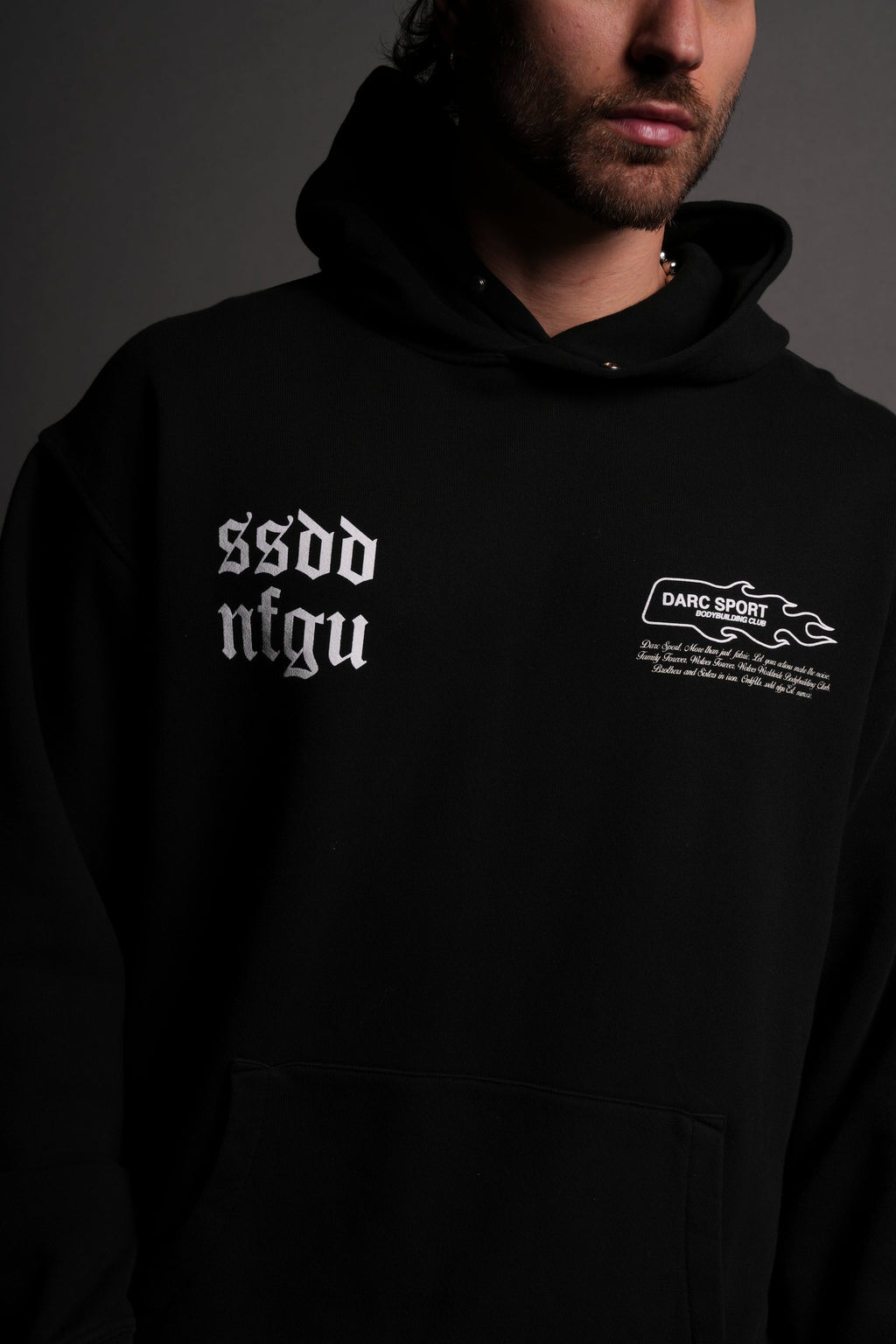 Three Wolves "Pierce" Hoodie in Black — imagem 7