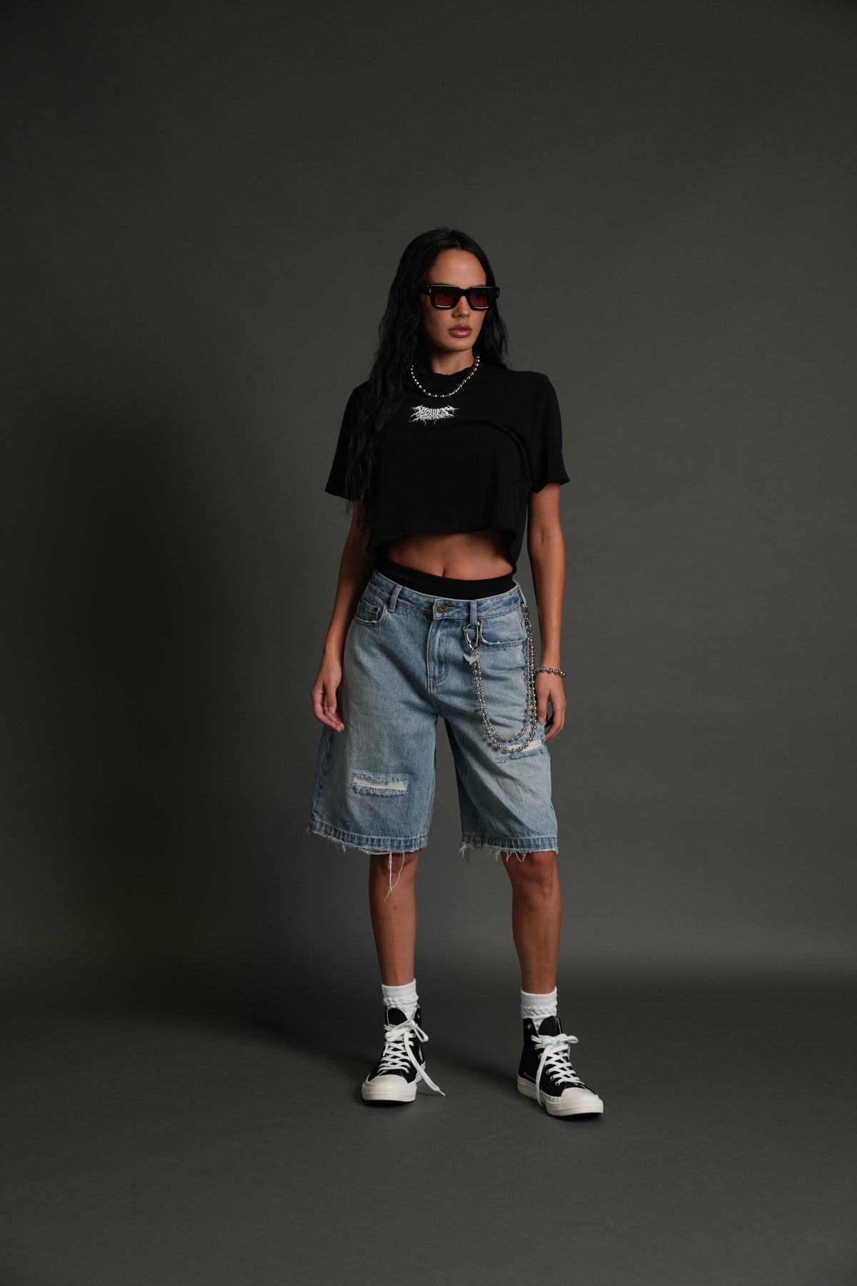 Drip Hesh Distressed Oversized (Cropped) Tee in Black - imagem 2