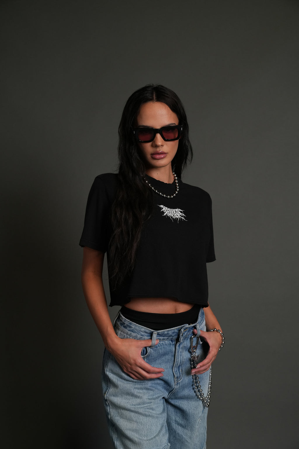 Drip Hesh Distressed Oversized (Cropped) Tee in Black — imagem 1