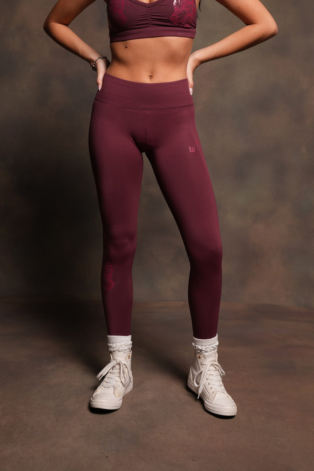Wolf Pyramid Evey Seamless Leggings In Deep Cherry Red