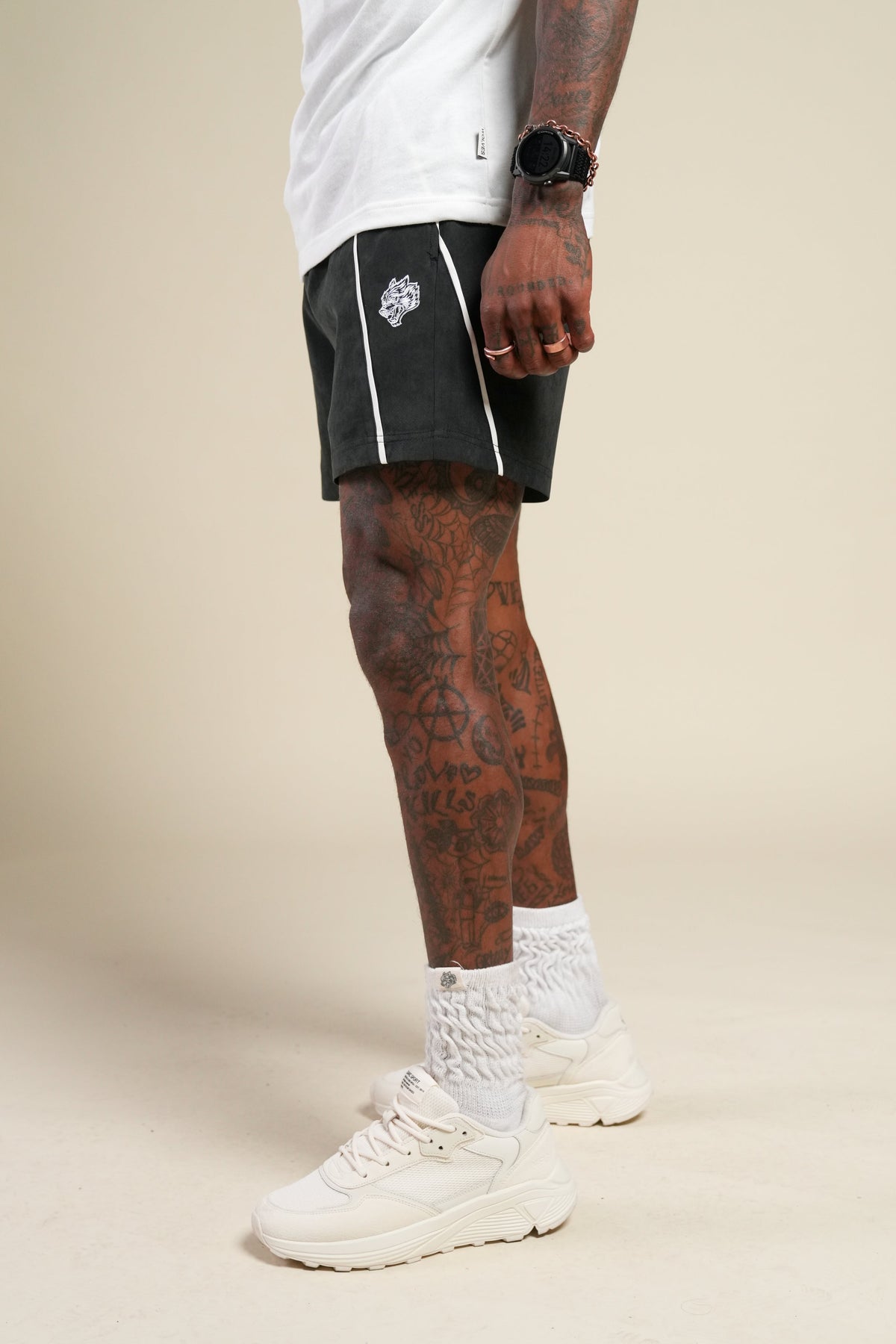 Dual Darby Track Shorts in Black — imagem 2