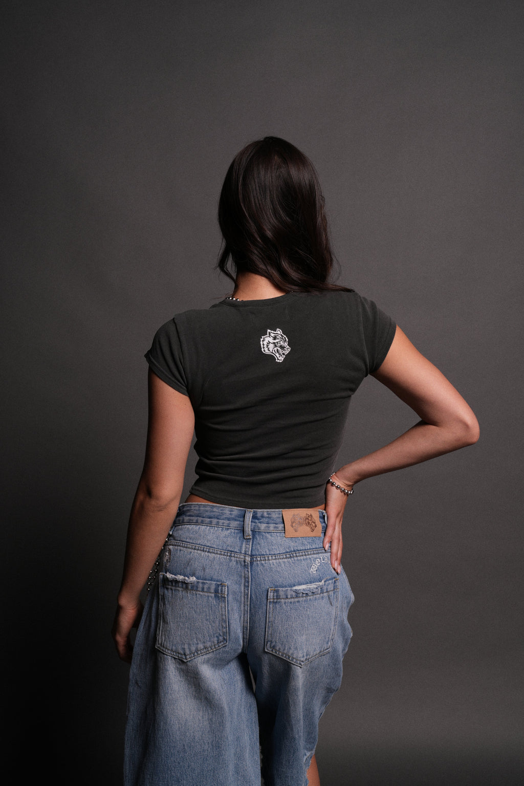Memento Amore "Baby" Tee in Wolf Gray — imagem 2