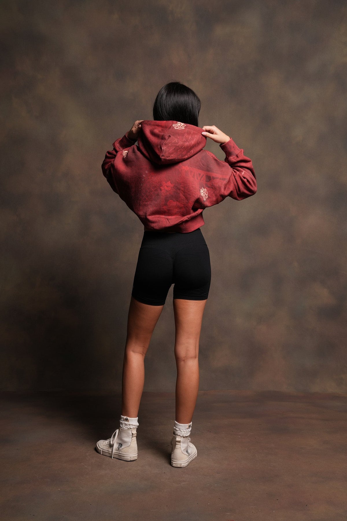 Wolves Pyramid Ava Hoodie In Rosas De Sangre