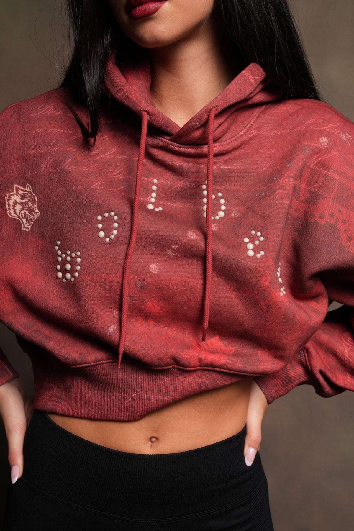 Wolves Pyramid Ava Hoodie In Rosas De Sangre