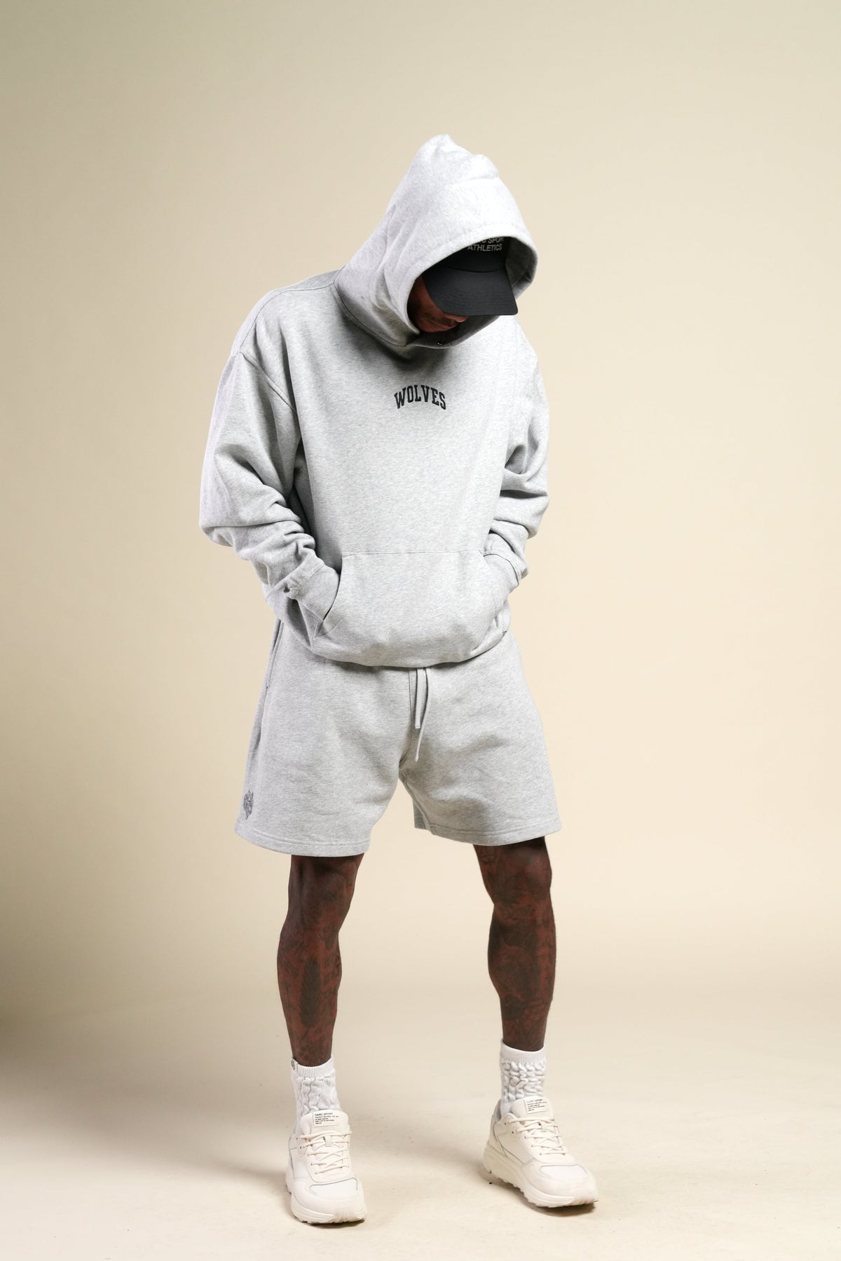Loyalty Forever "Pierce" Hoodie in Light Athletic Gray — imagem 4