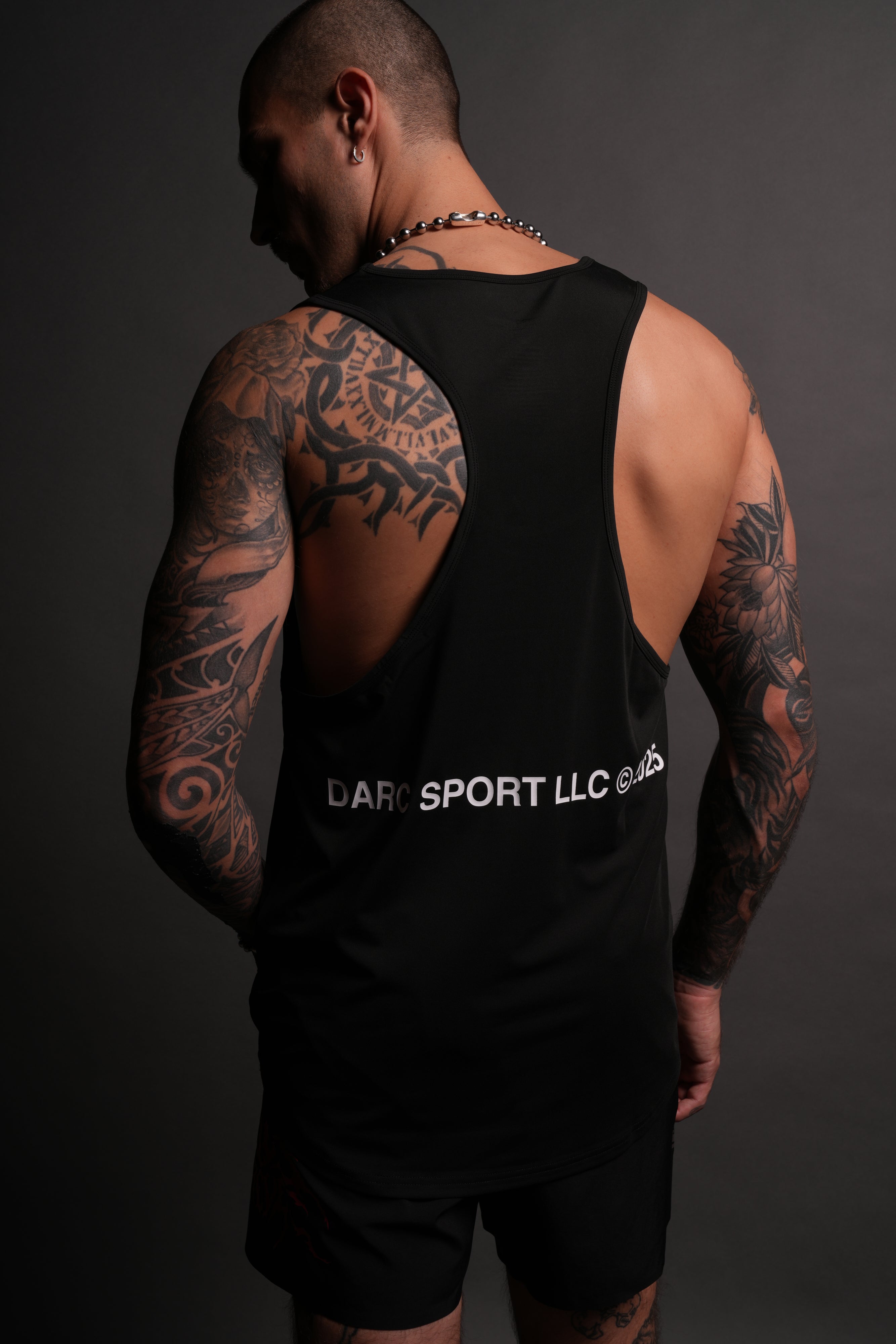 SSDDNFGU FRVR "Dry Wolf" Mecca Tank in Black — imagem 2