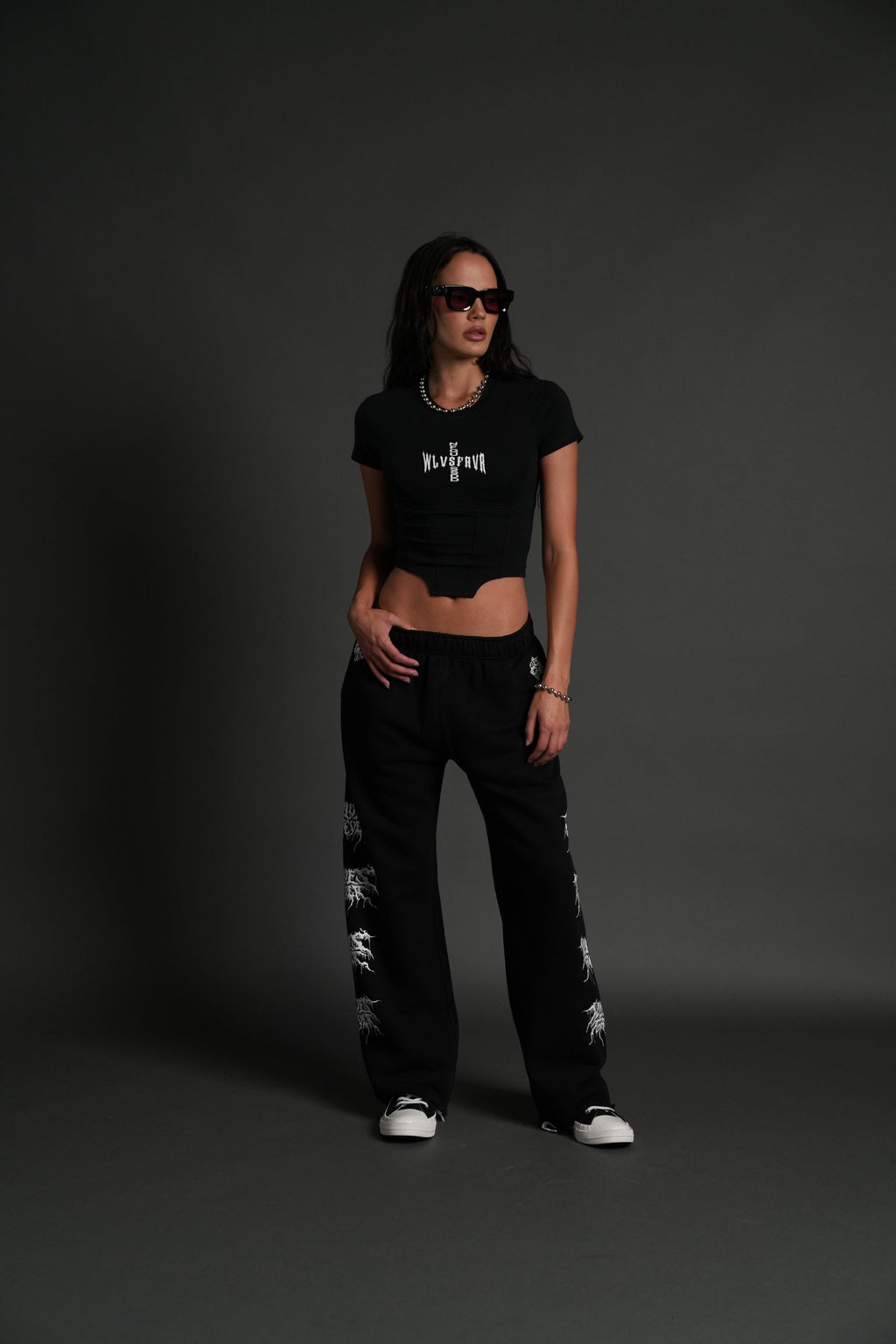 Iron Code Salem Corset Tee in Black — imagem 5