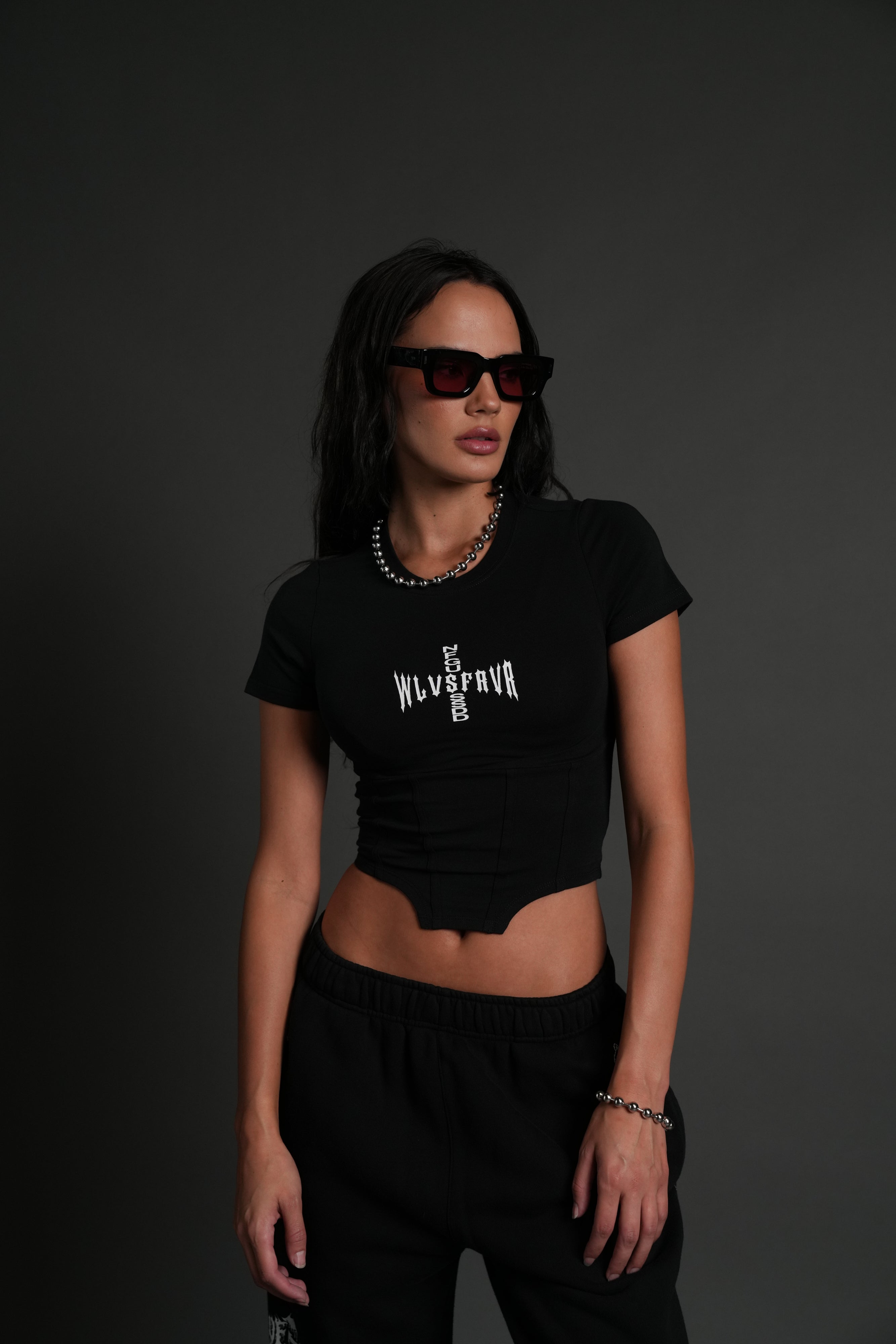 Iron Code Salem Corset Tee in Black — imagem 1