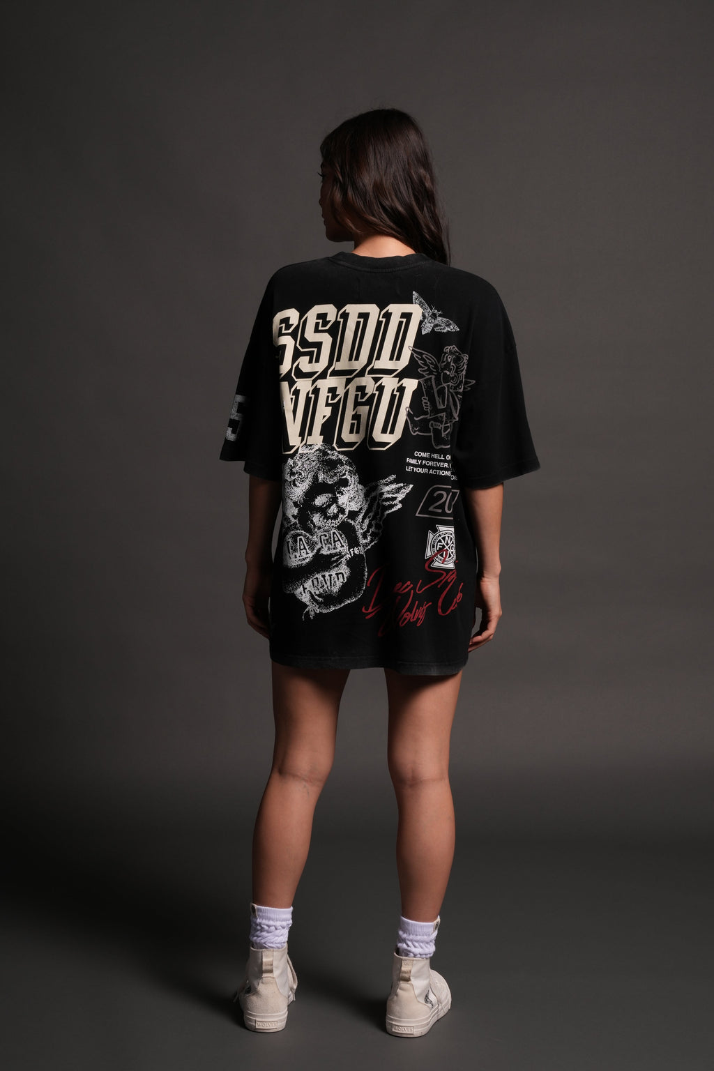 La Ca Frvr Premium Oversized Tee in Black — imagem 6