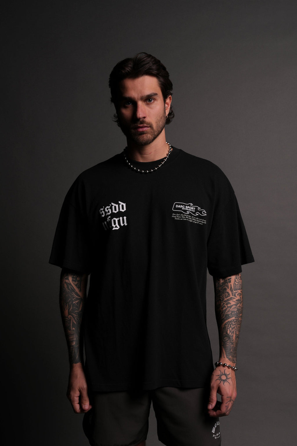 Three Wolves "Premium" Oversized Tee in Black — imagem 2