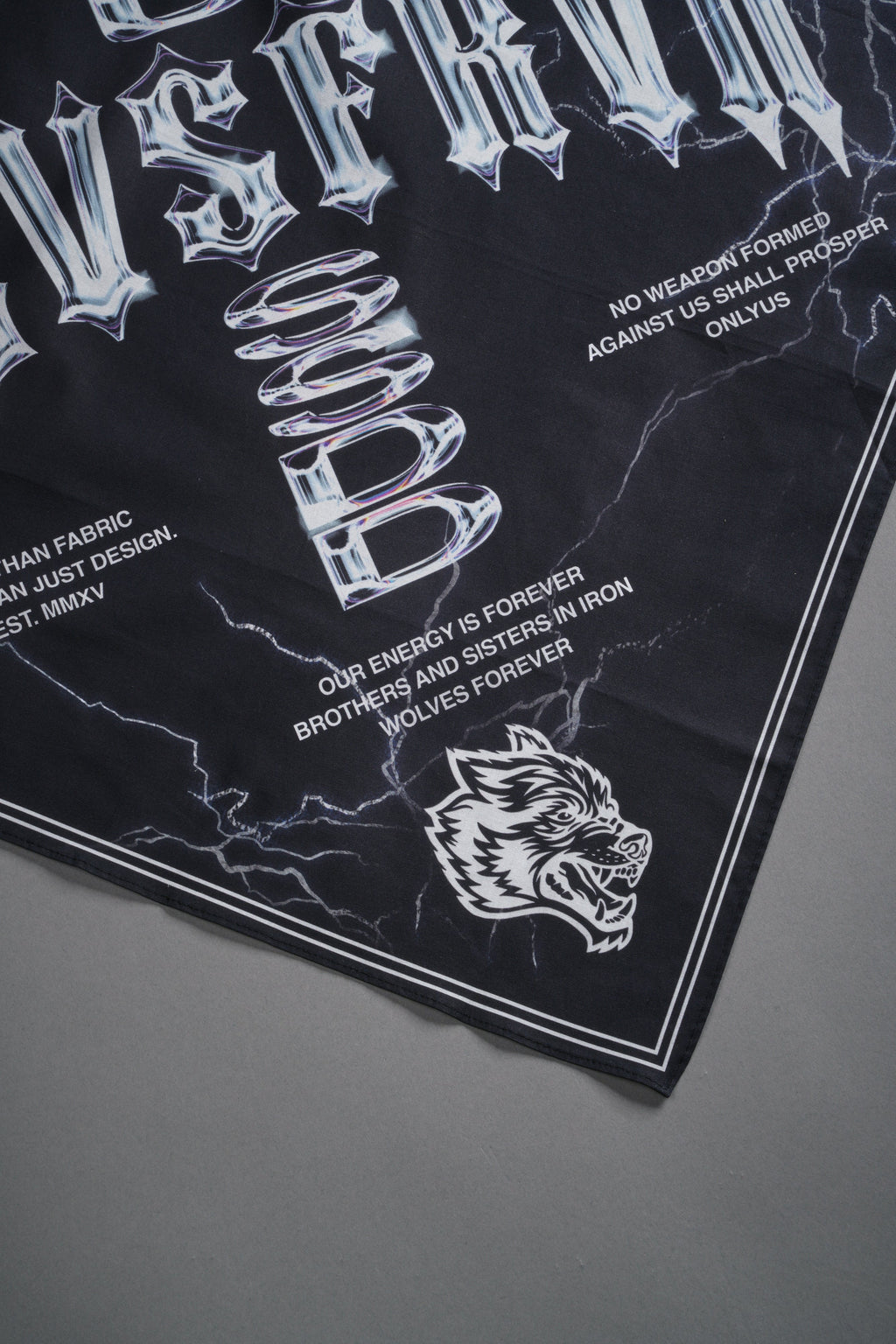 Iron Code Bandana in Black — imagem 3