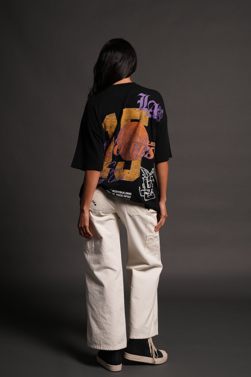 La Has Your Back Premium Oversized Tee in Black — imagem 12