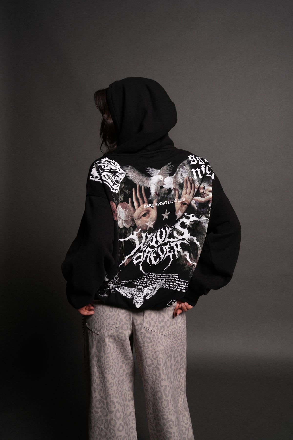 Born Stoic "Pierce" Hoodie in Black - imagem 4