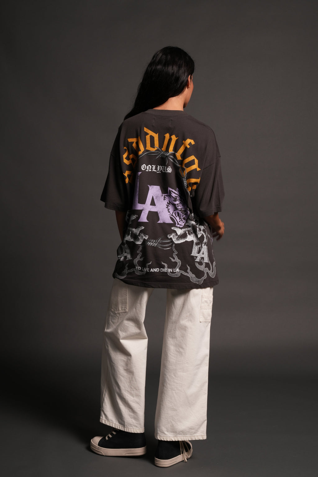 La Heritage Premium Oversized Tee in Wolf Gray — imagem 6