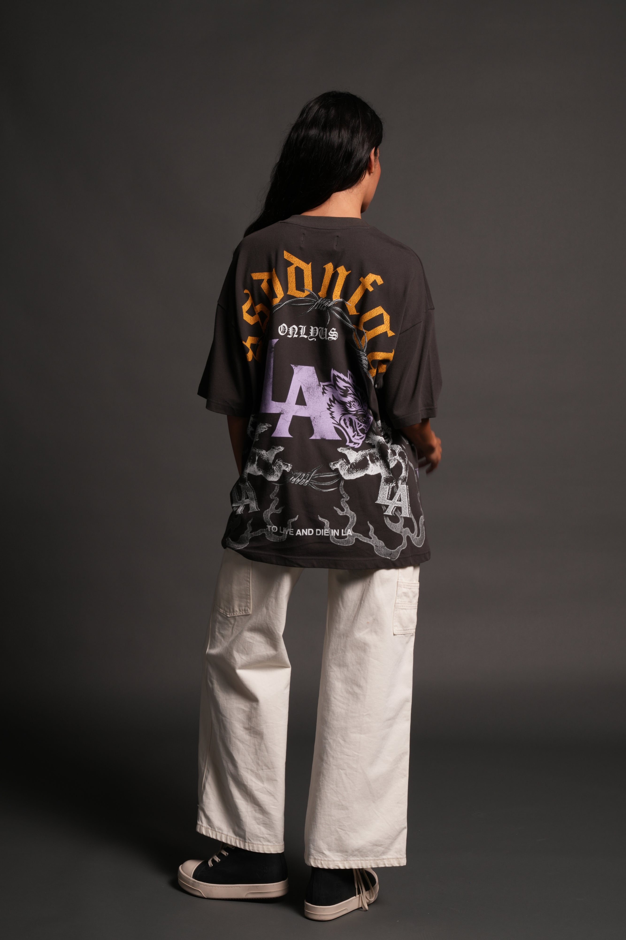 La Heritage Premium Oversized Tee in Wolf Gray — imagem 6