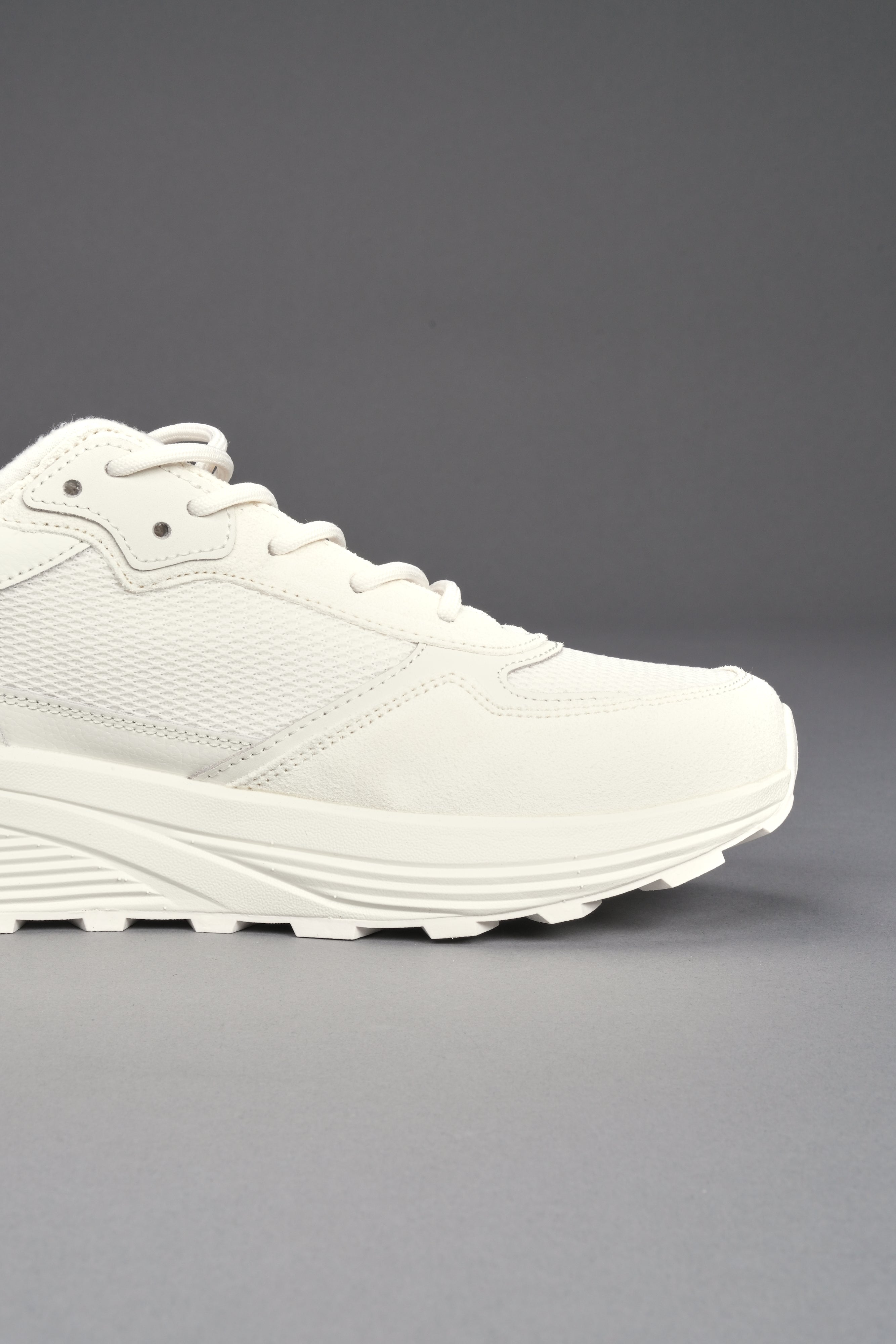Run-1 Shoes in Cream/Black — imagem 8
