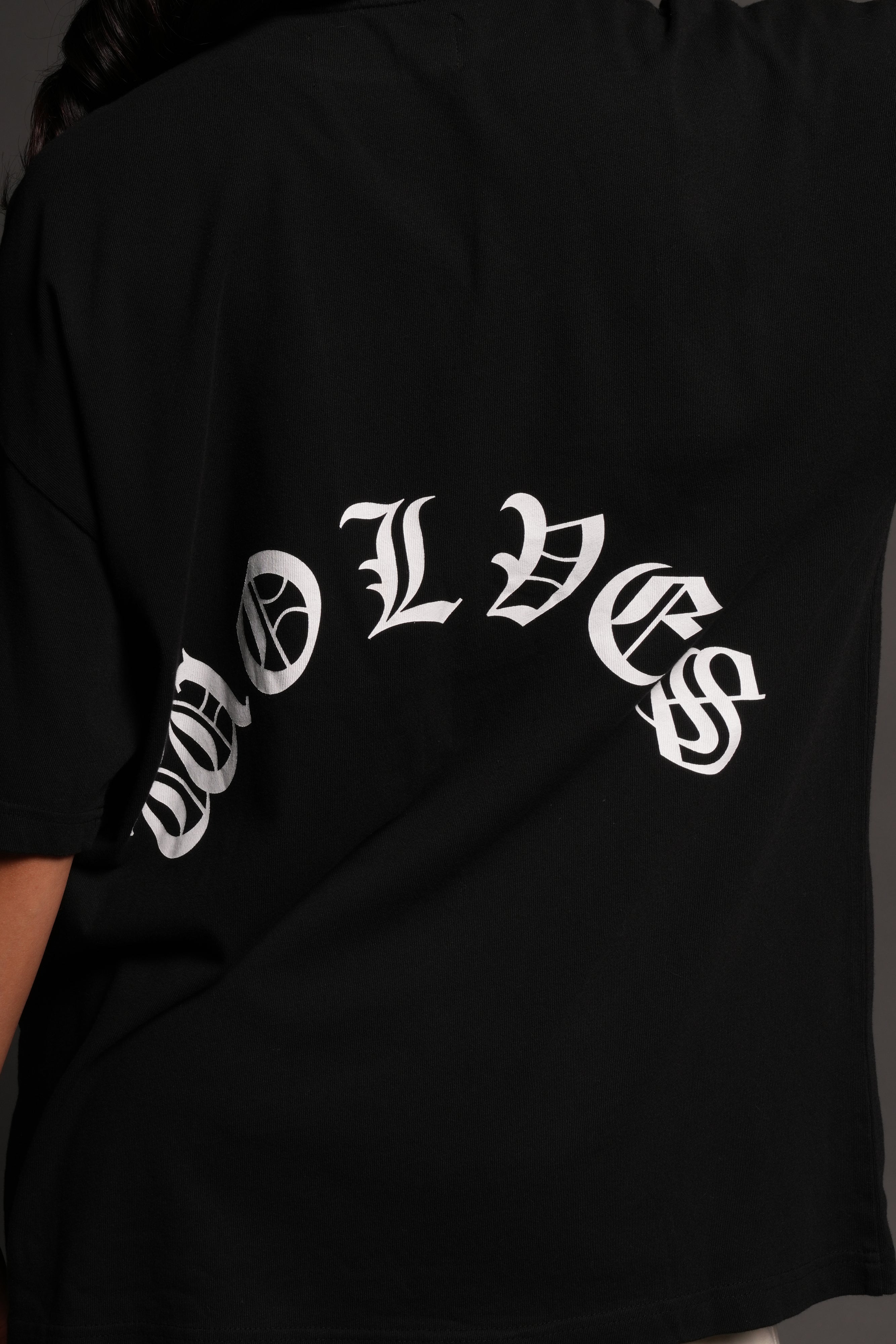Los Cherub Premium Oversized Tee in Black — imagem 14
