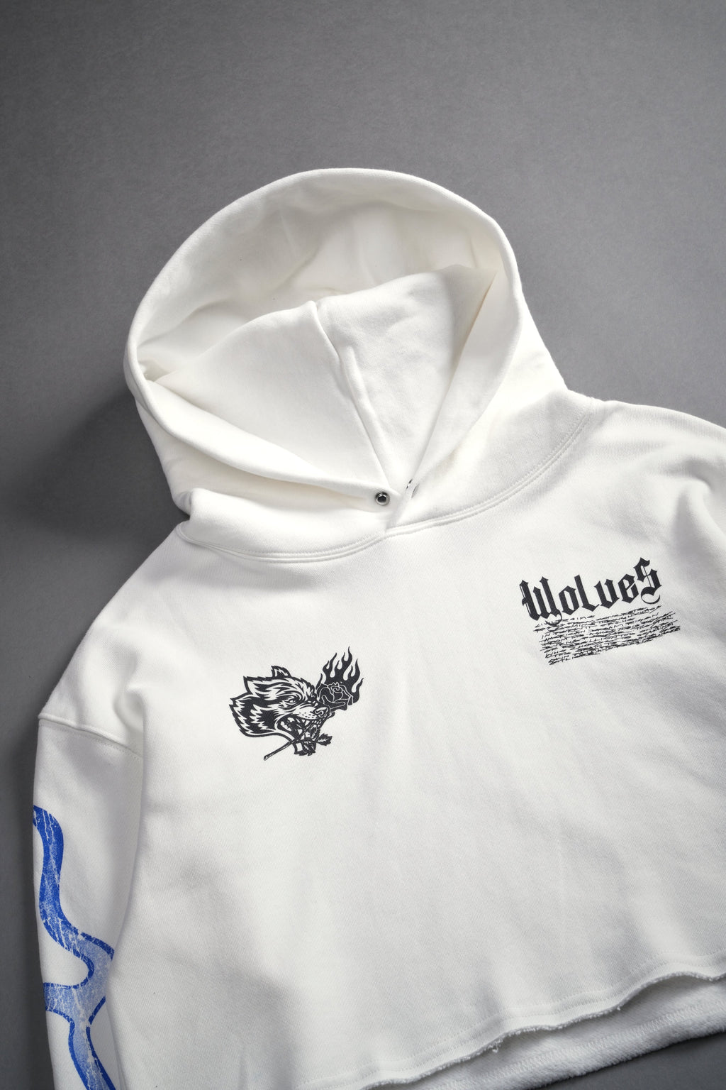 Infernal Bloom "Pierce" (Cropped) Hoodie in Cream — imagem 7