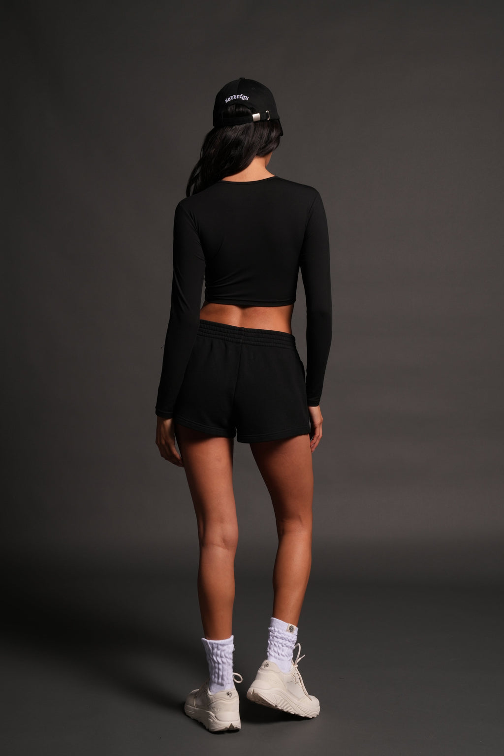 La Wolves V2 Ellie Sweat Shorts in Black - imagem 2