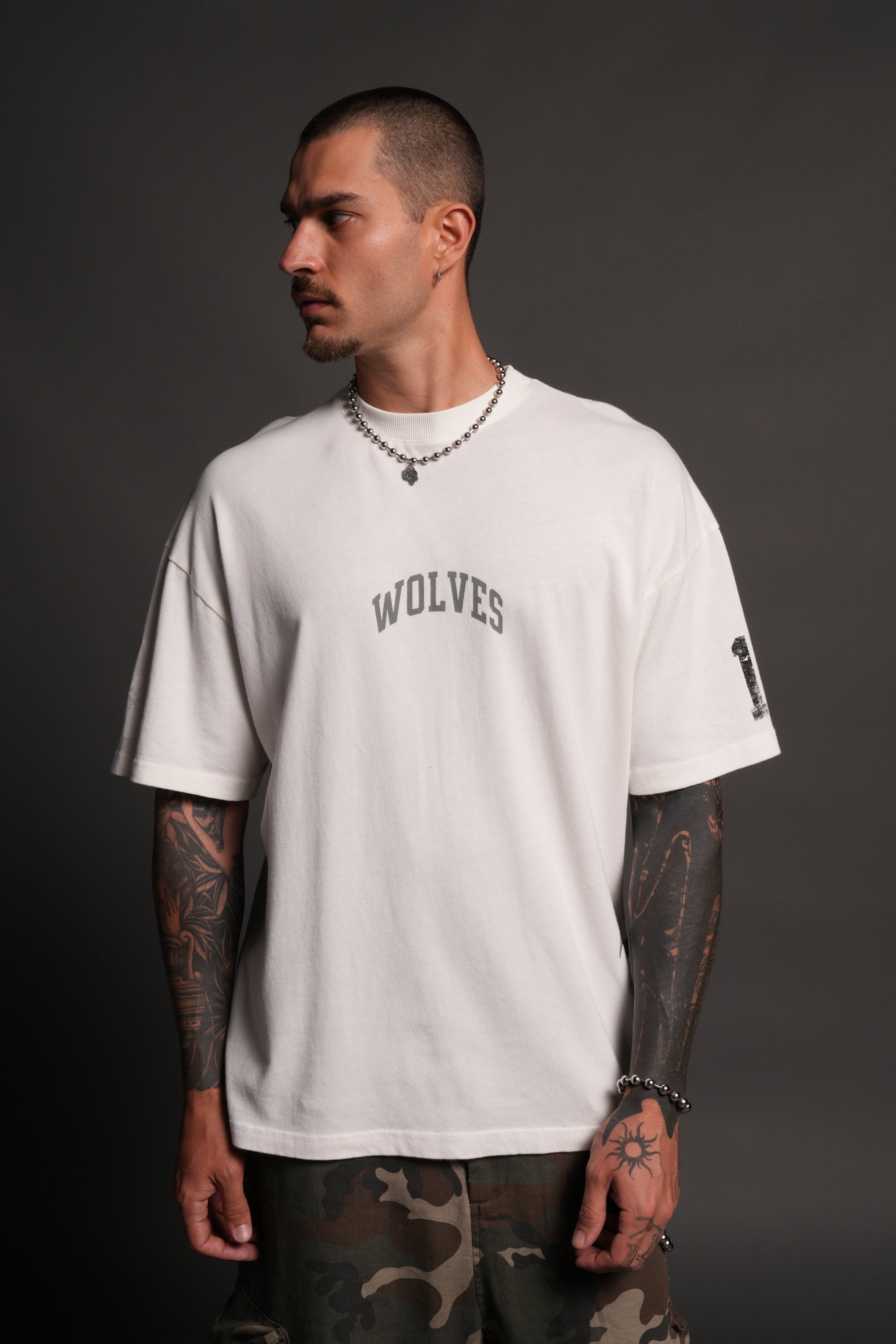 La Ca Frvr Premium Oversized Tee in Cream — imagem 2