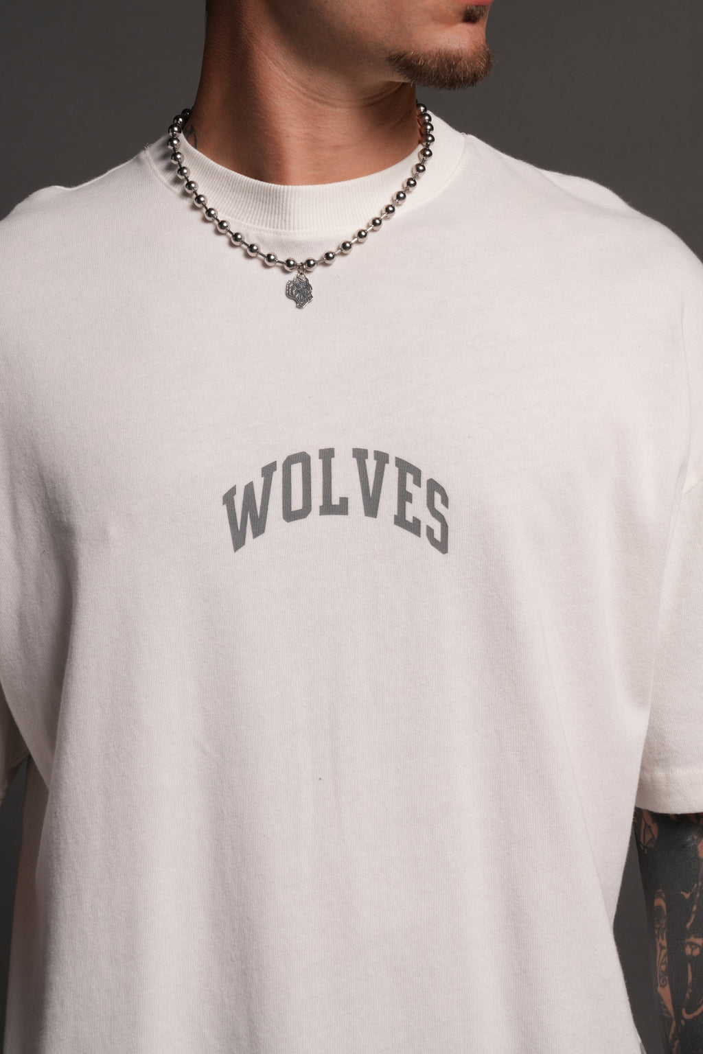 La Ca Frvr Premium Oversized Tee in Cream — imagem 12