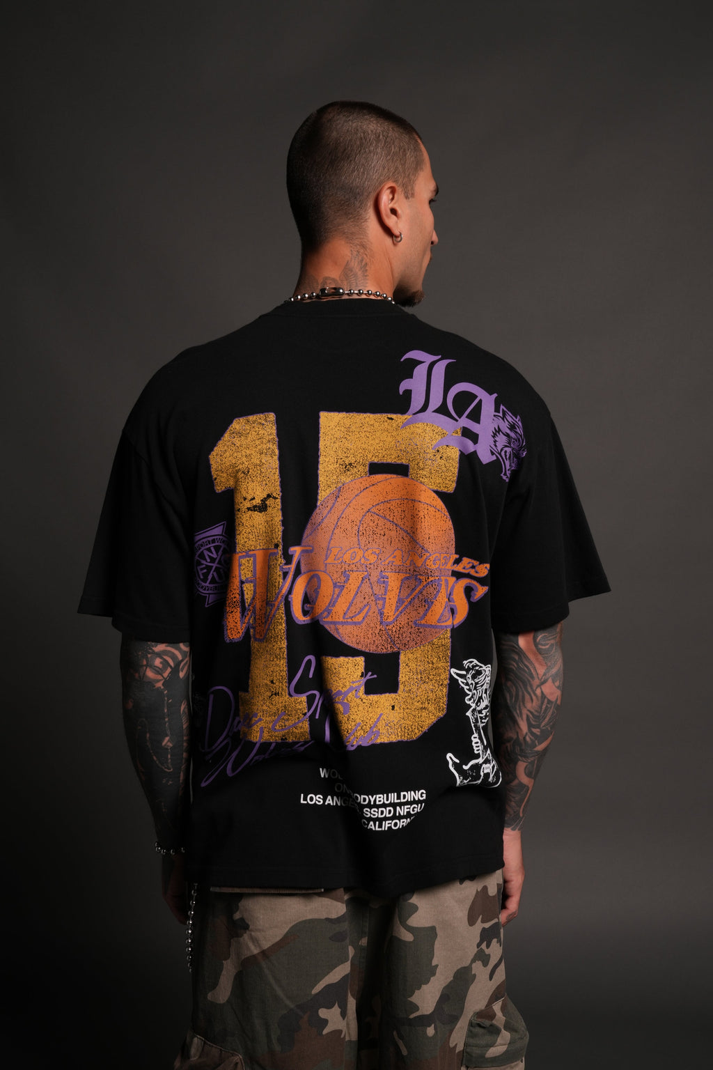 La Has Your Back Premium Oversized Tee in Black — imagem 4
