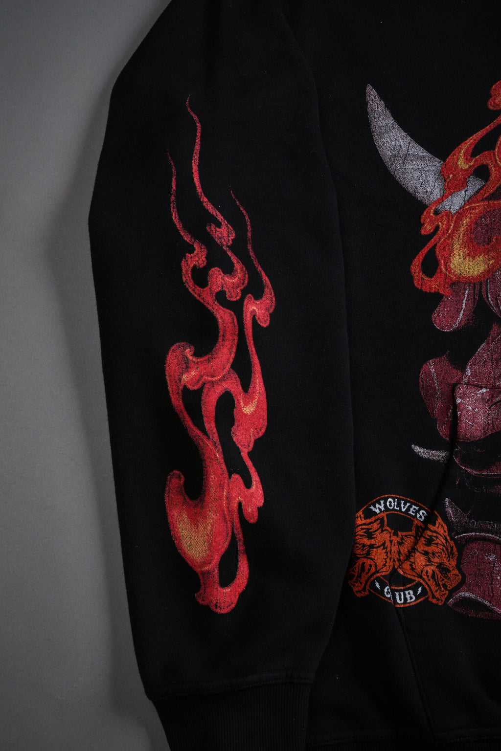 Wolves Club Oni Inferno Pierce Hoodie in Black — imagem 13