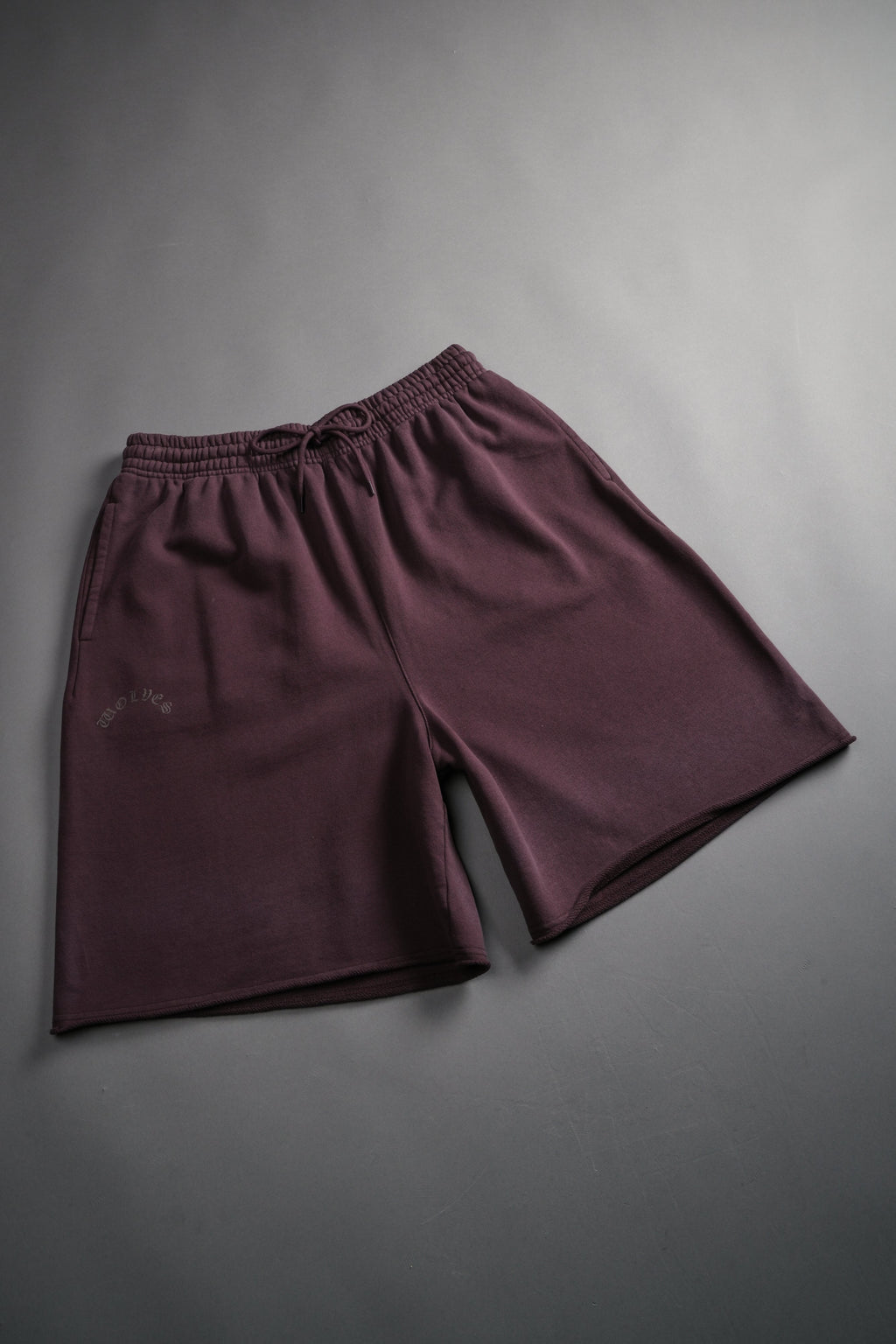 Darc Wandering Grunge Brock Sweat Shorts in Darc Garnet Drift Wash - imagem 6