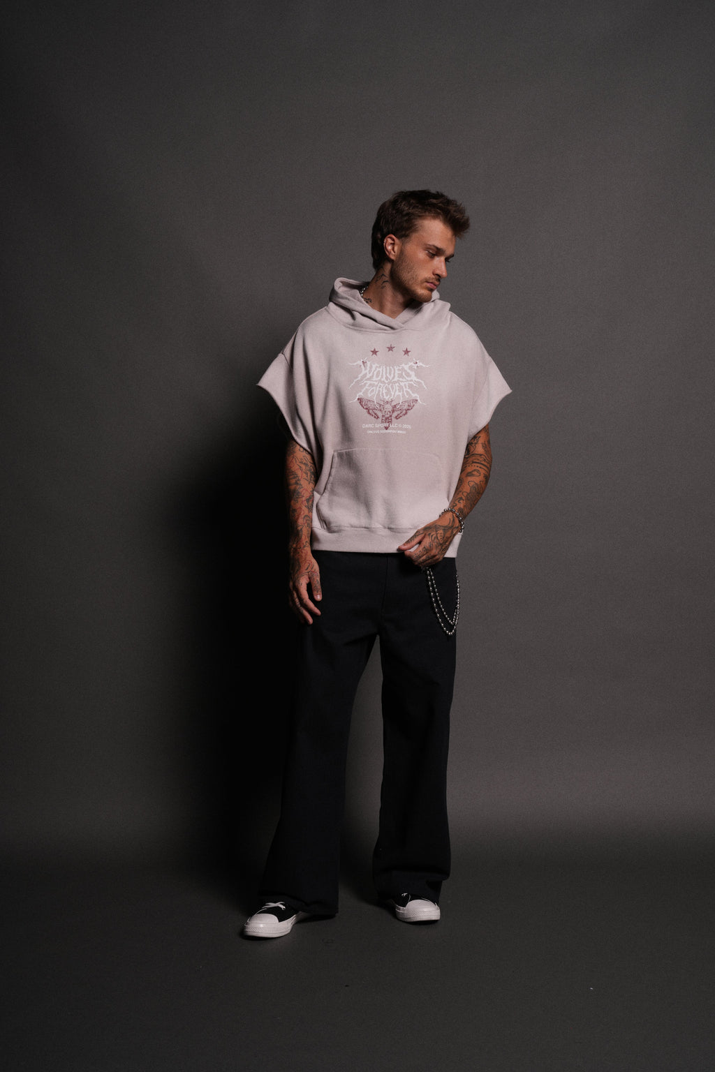 Iron Pack Grunge Gage Cap Sleeve Hoodie in Clay — imagem 4