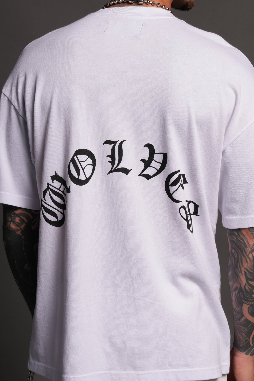 Los Cherub Premium Oversized Tee in White — imagem 8