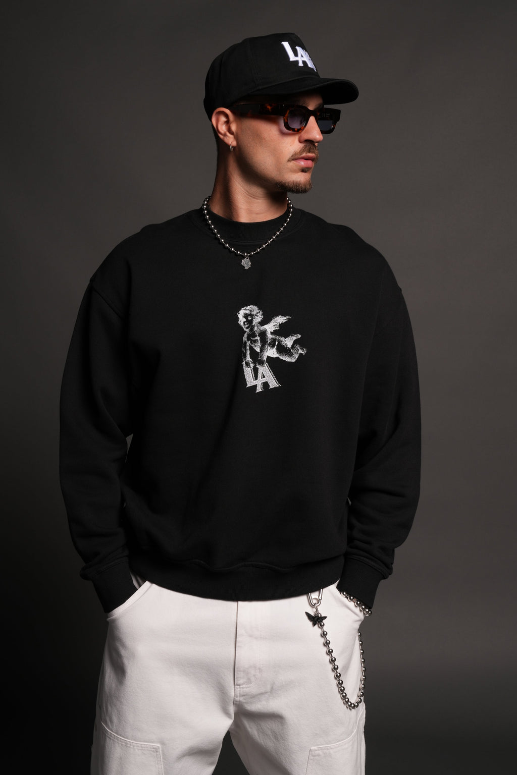 La Cherub London Crewneck in Black — imagem 2