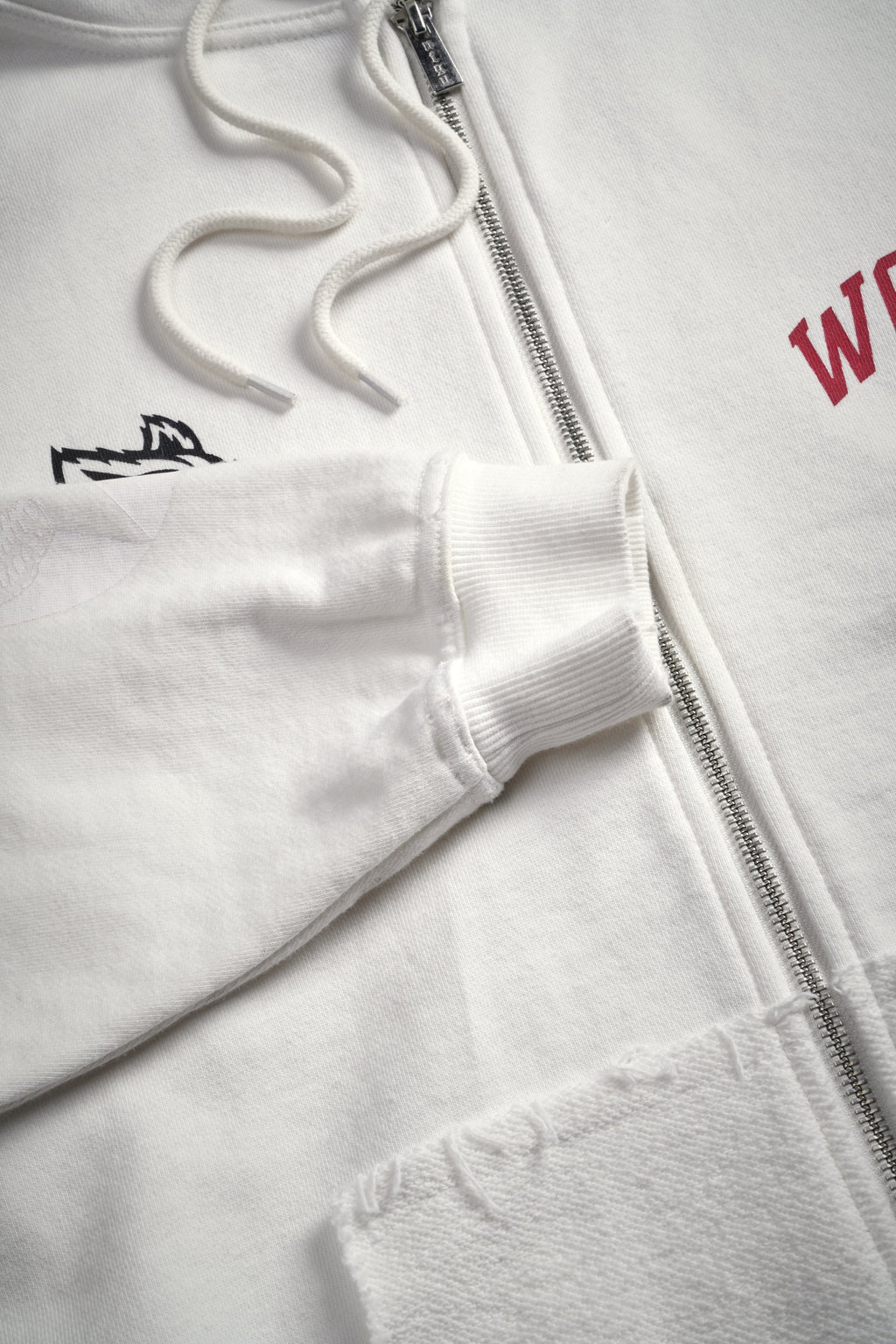 La Ca Frvr Grunge Moatis Zip Hoodie in Cream — imagem 13