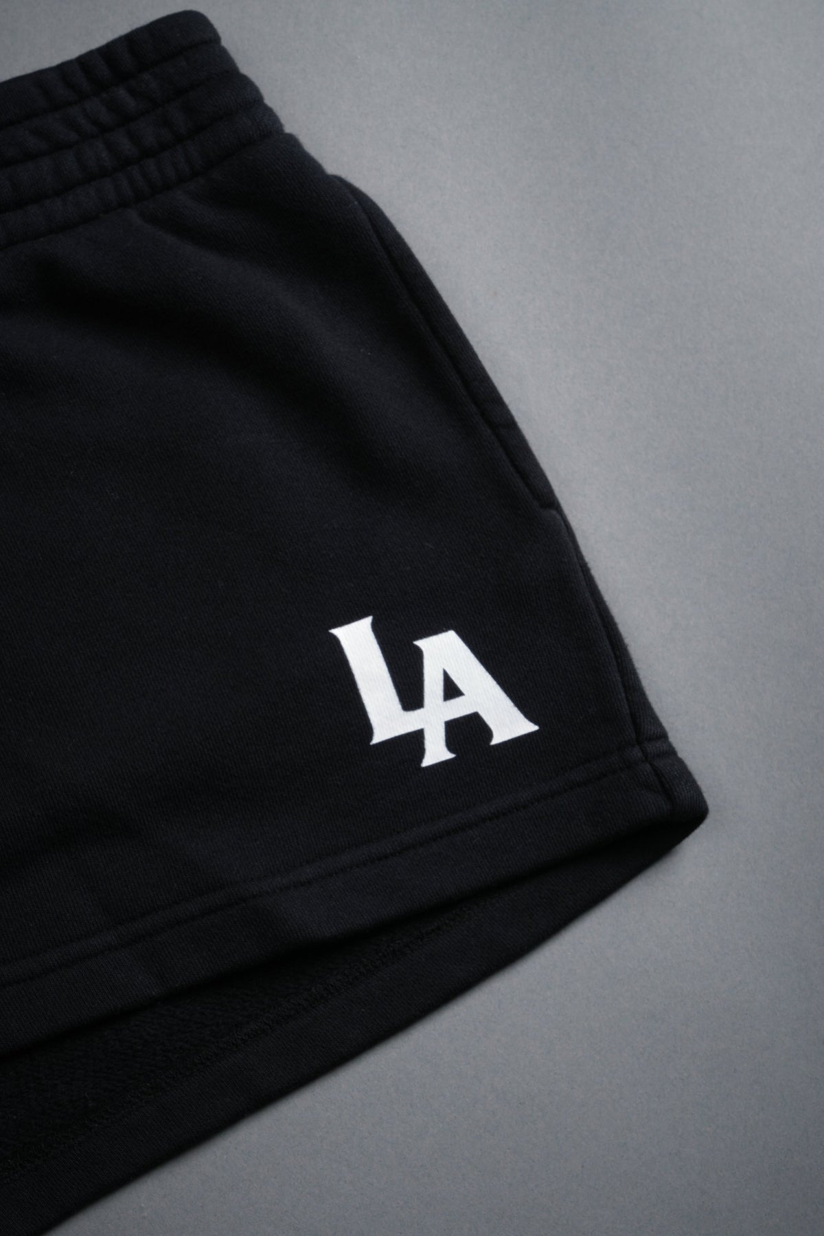 La Wolves V2 Ellie Sweat Shorts in Black - imagem 5