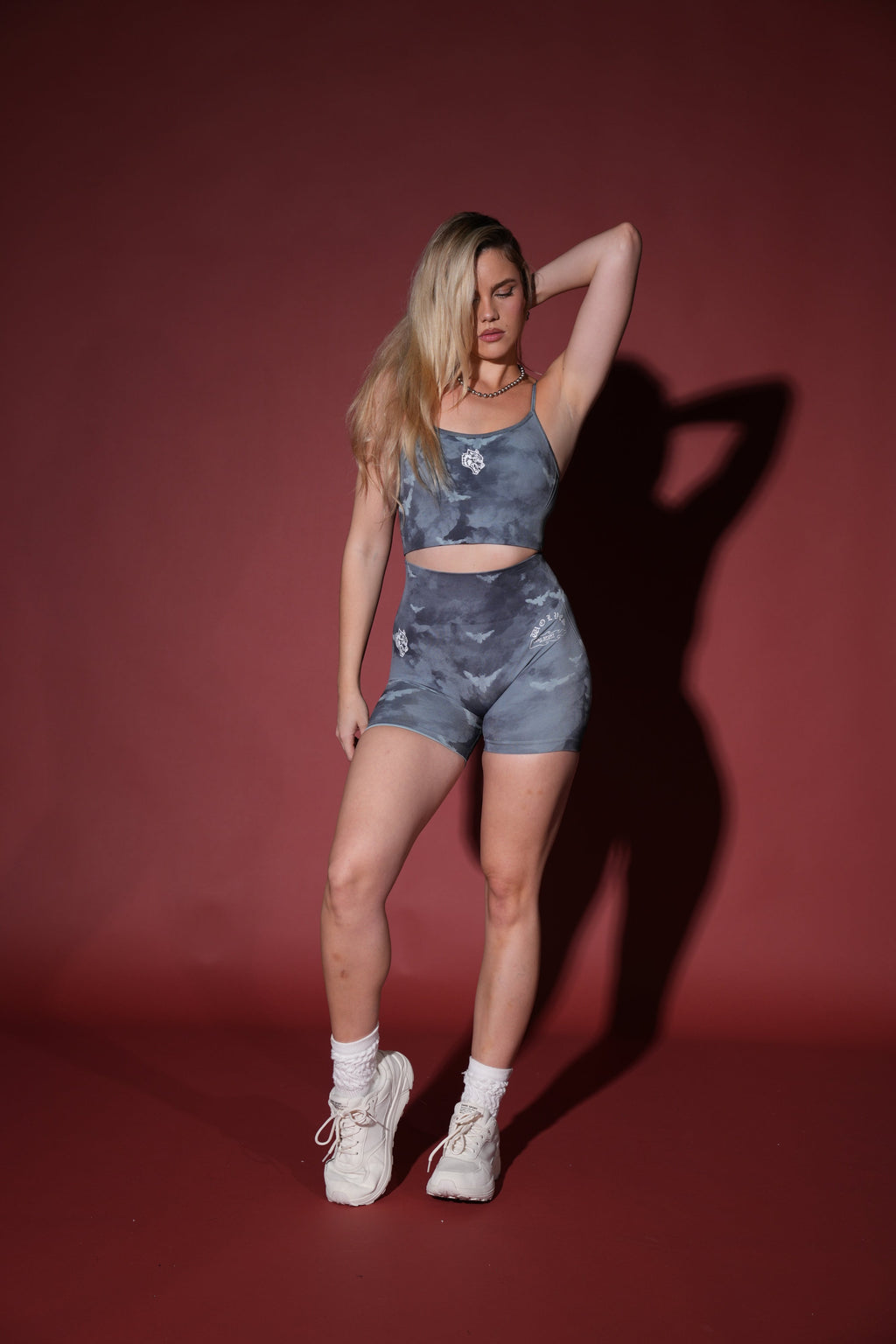 Never Forgotten Everson Seamless "Huxley" Shorts in Blue Lagoon Death Moth Ghost Clouds - imagem 5