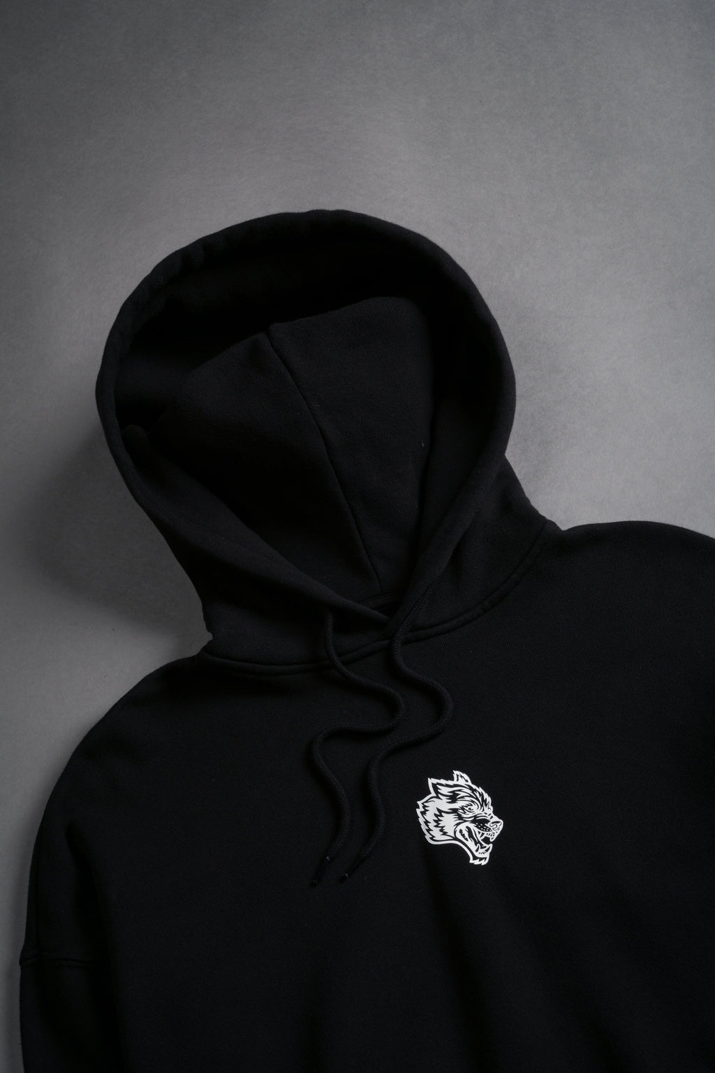 Icon "Ava" Hoodie in Black — imagem 5