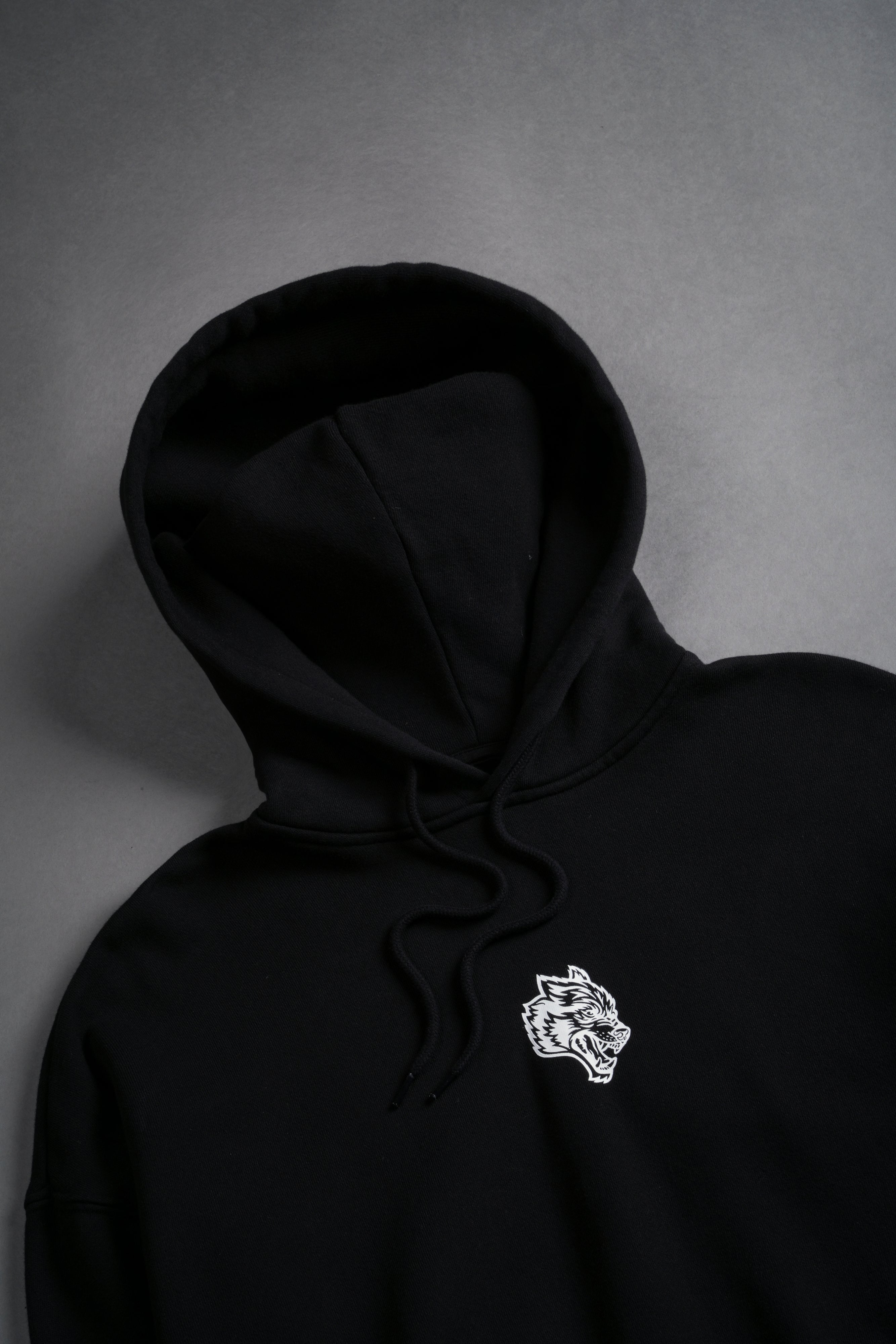Icon "Ava" Hoodie in Black — imagem 5