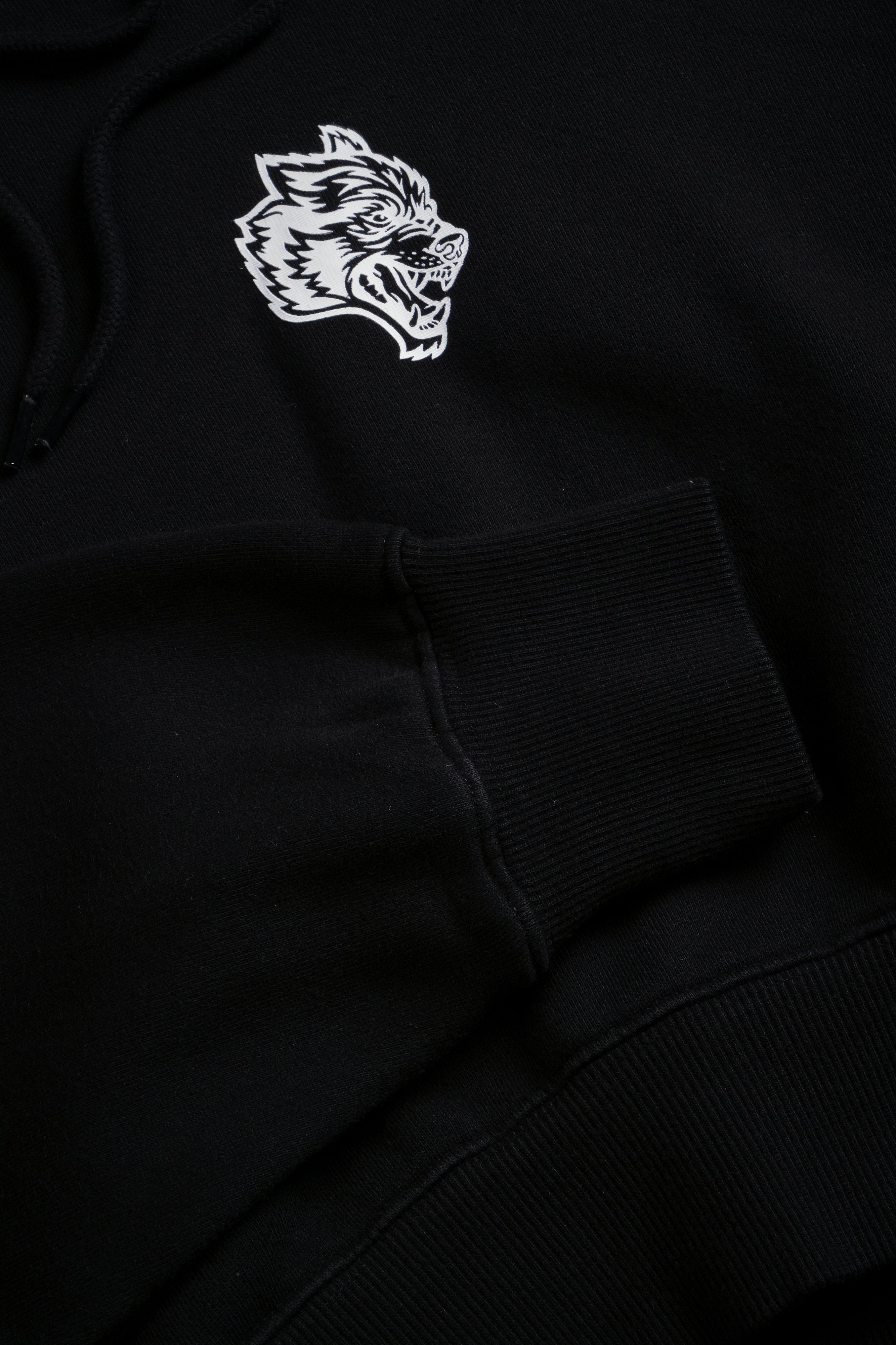Icon "Ava" Hoodie in Black — imagem 7